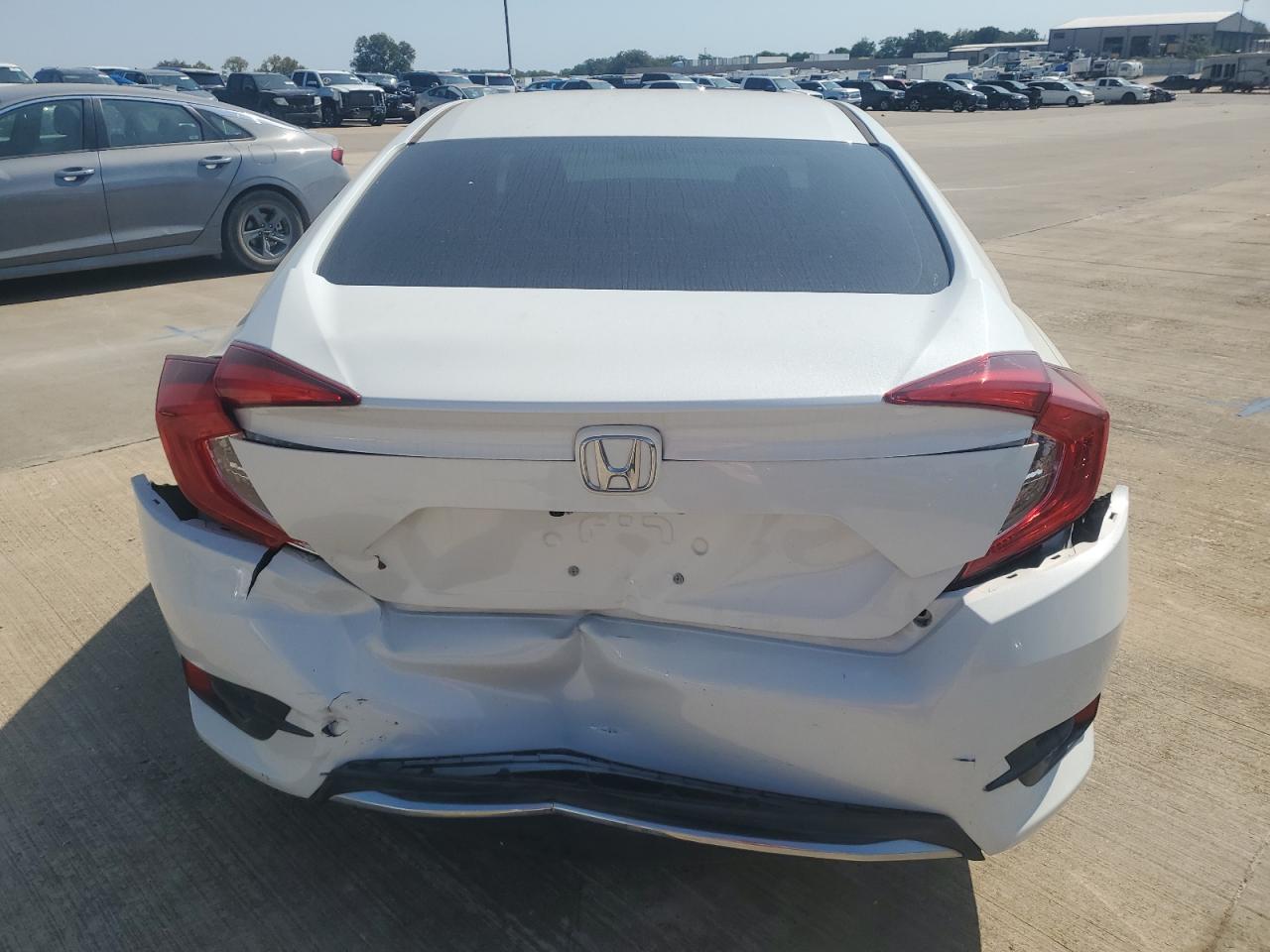 2HGFC2F60KH588474 2019 Honda Civic Lx