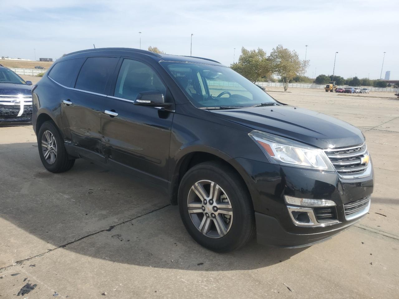 2017 Chevrolet Traverse - Image 4