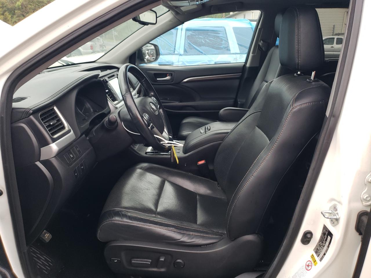 2016 Toyota Highlander - Image 7