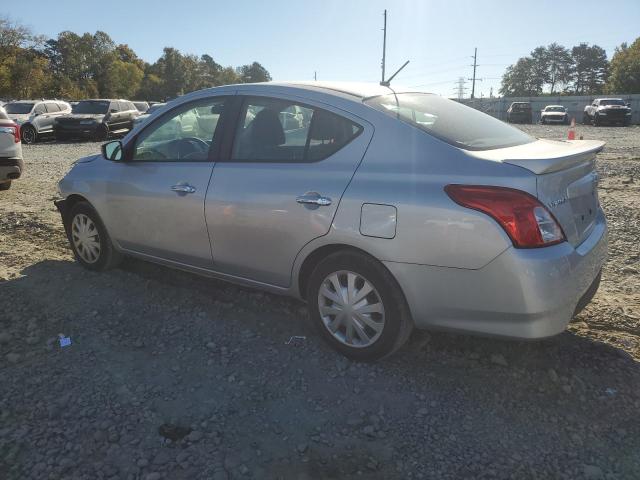  NISSAN VERSA 2016 Серебристый