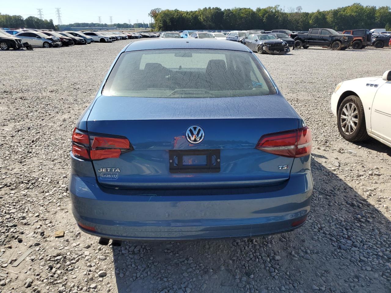 2017 Volkswagen Jetta - Image 6