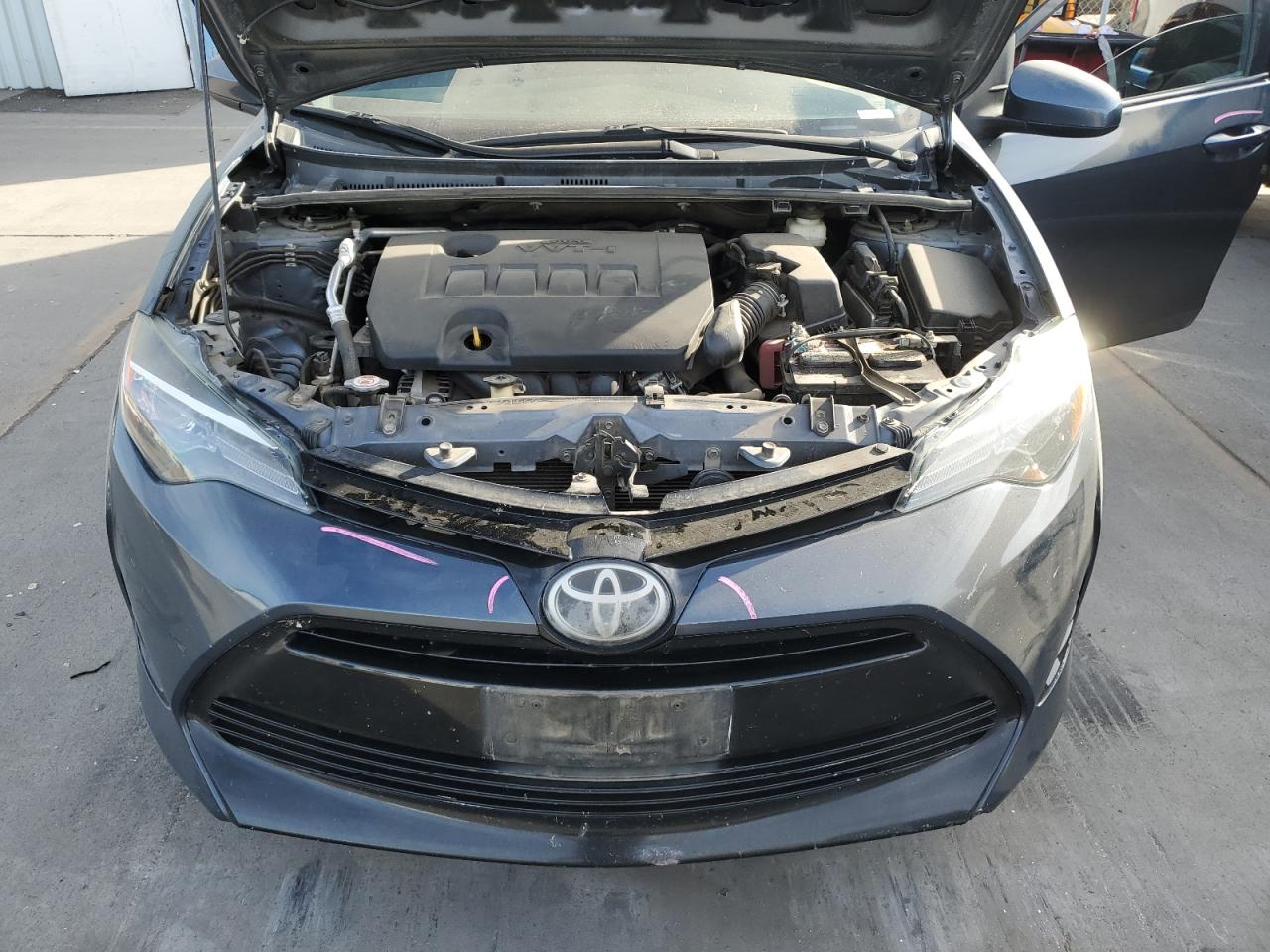 2T1BURHE4JC012824 2018 Toyota Corolla L