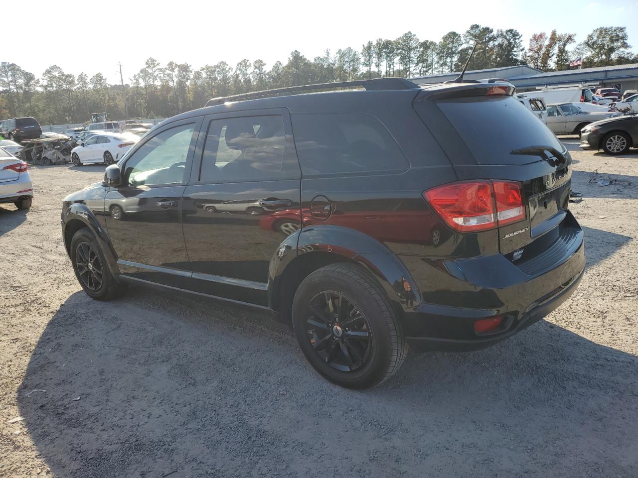 2018 Dodge Journey - Image 2