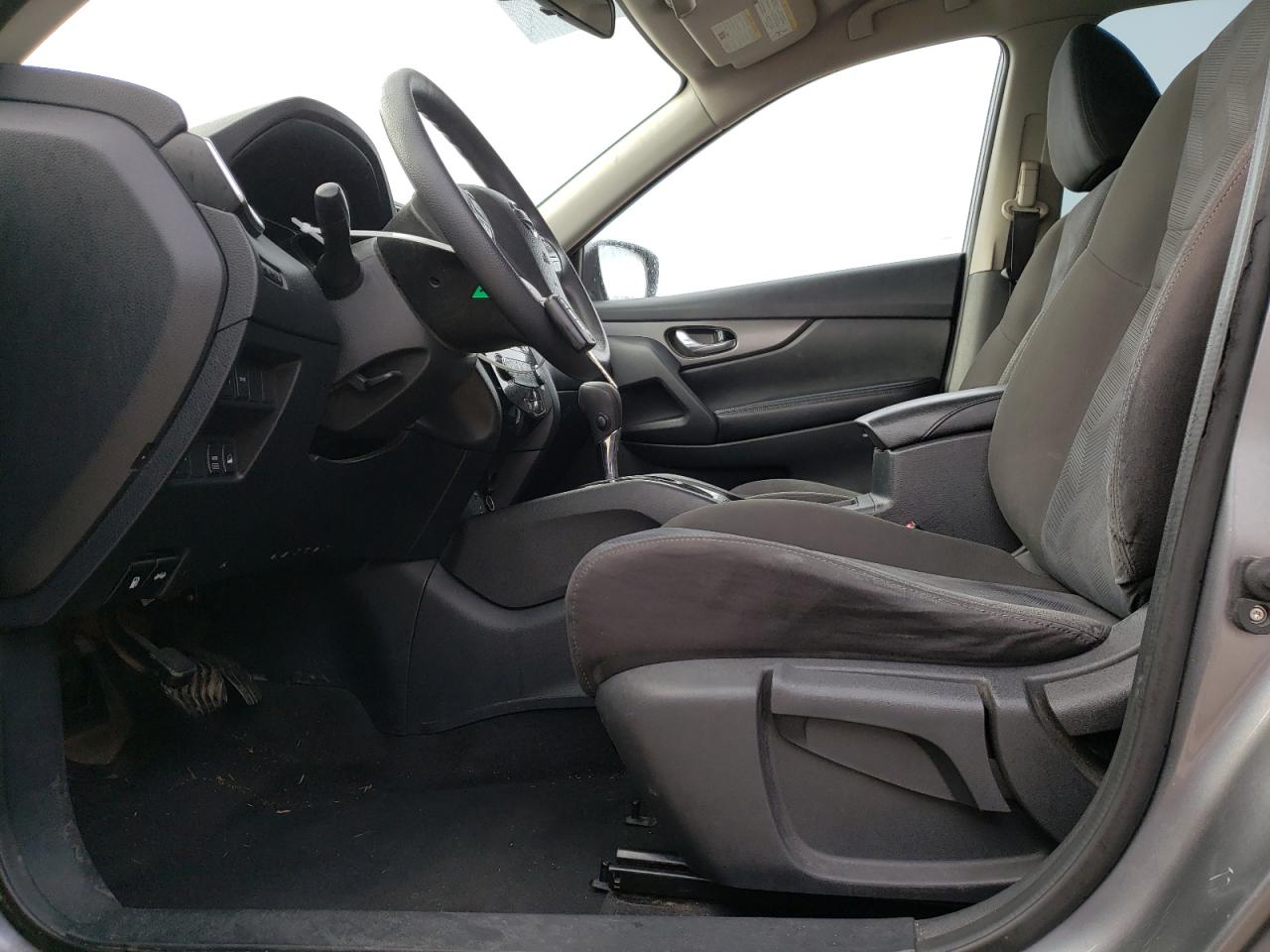 2015 Nissan Rogue - Image 7