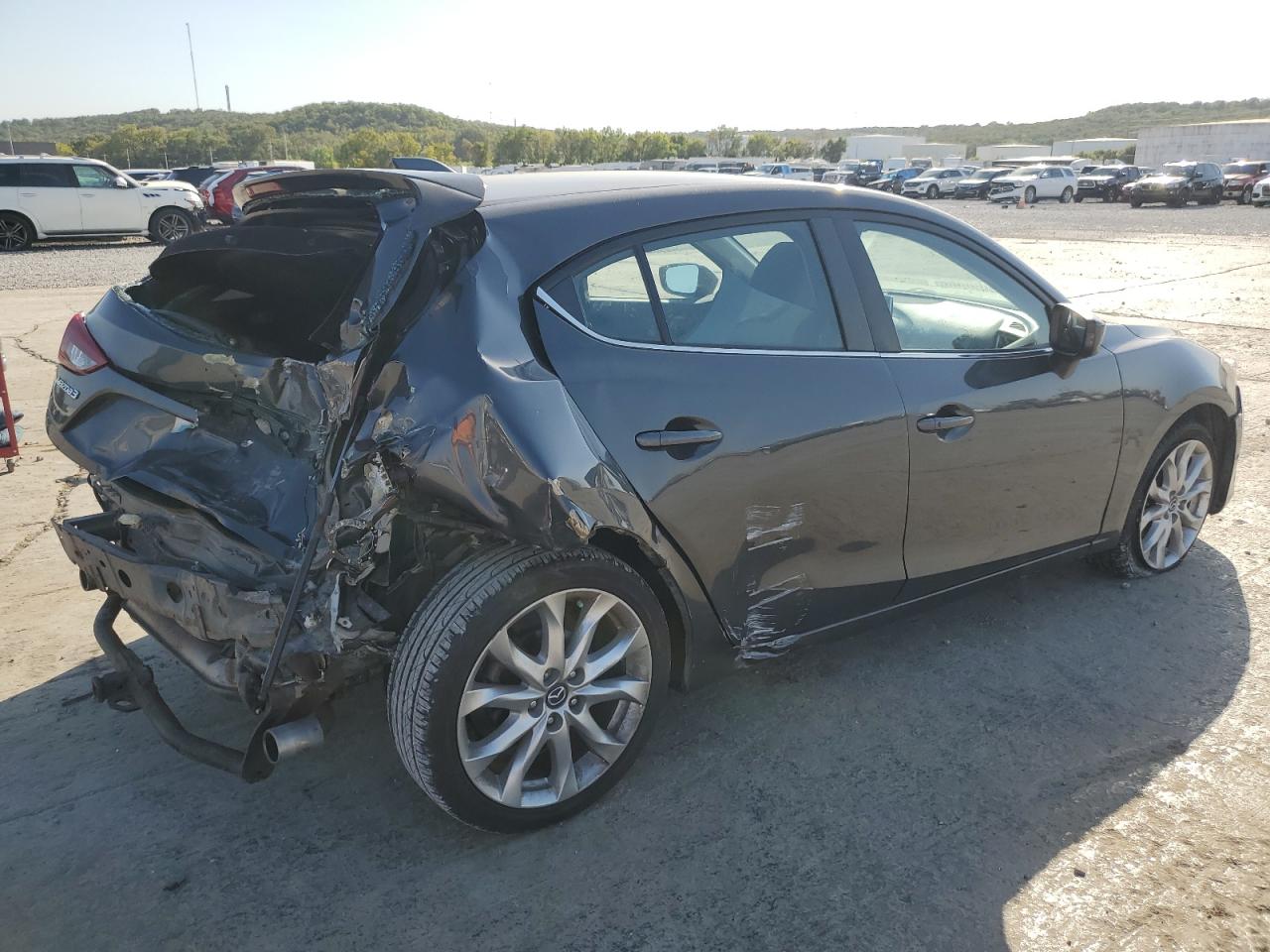 2014 Mazda 3 - Image 3