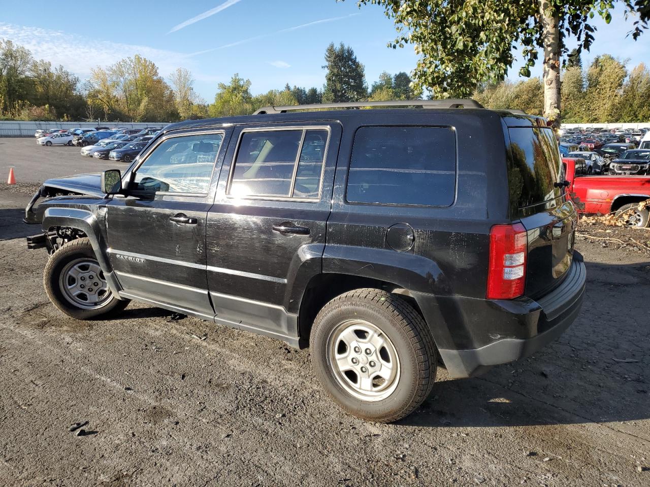 2016 Jeep Liberty (Patriot) - Image 2