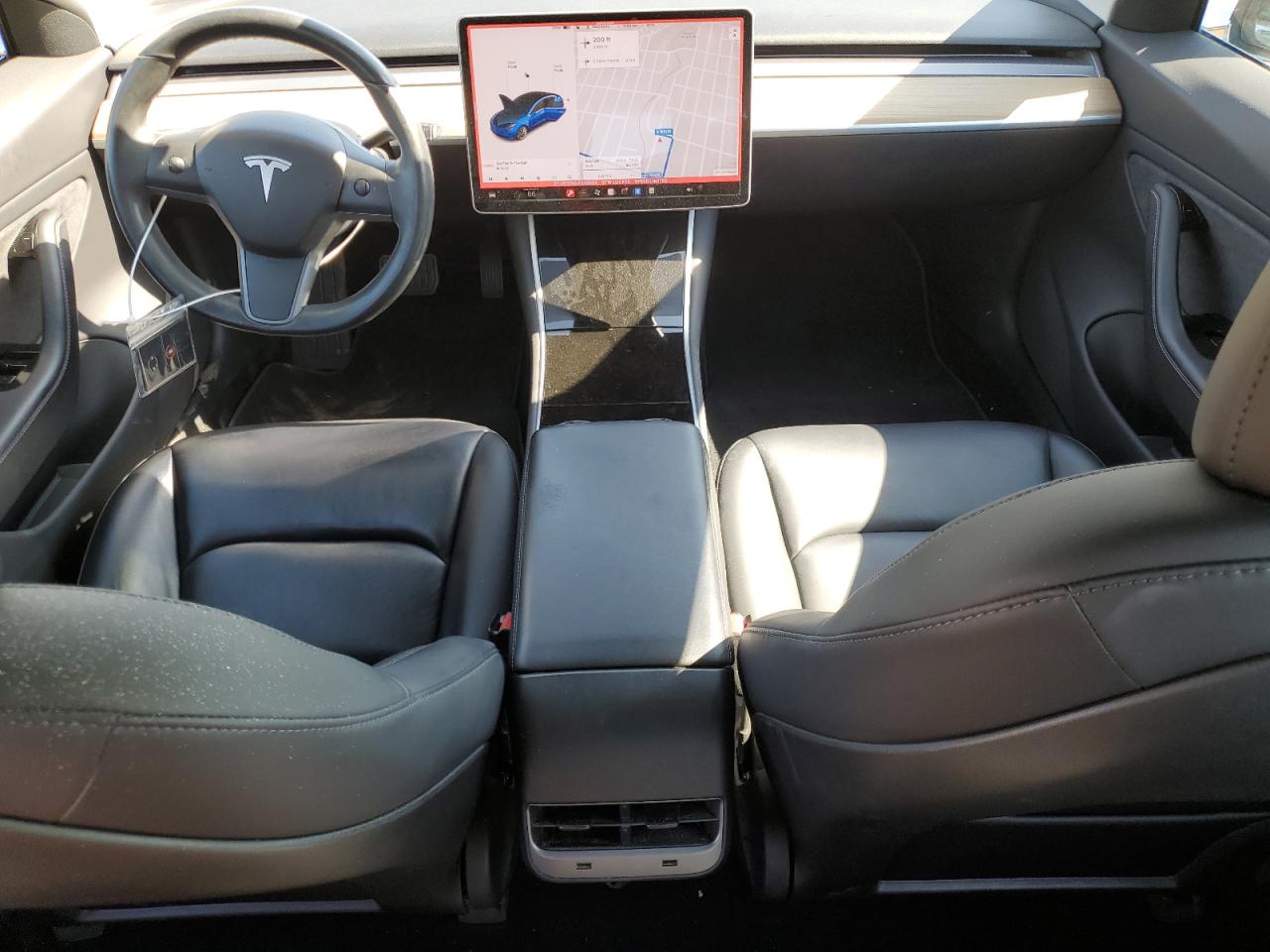 5YJ3E1EB0JF063858 2018 Tesla Model 3