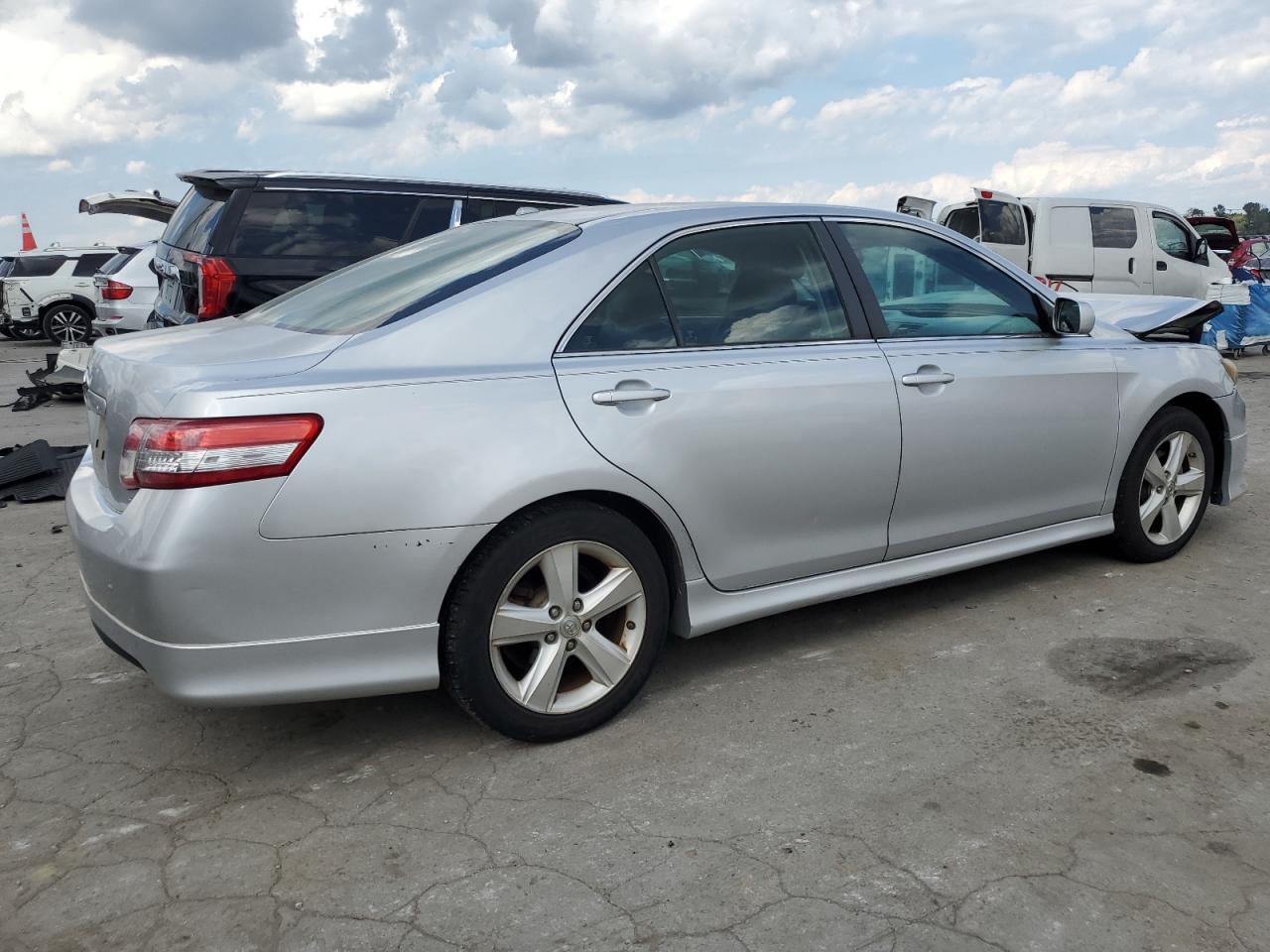 2010 Toyota Camry - Image 3