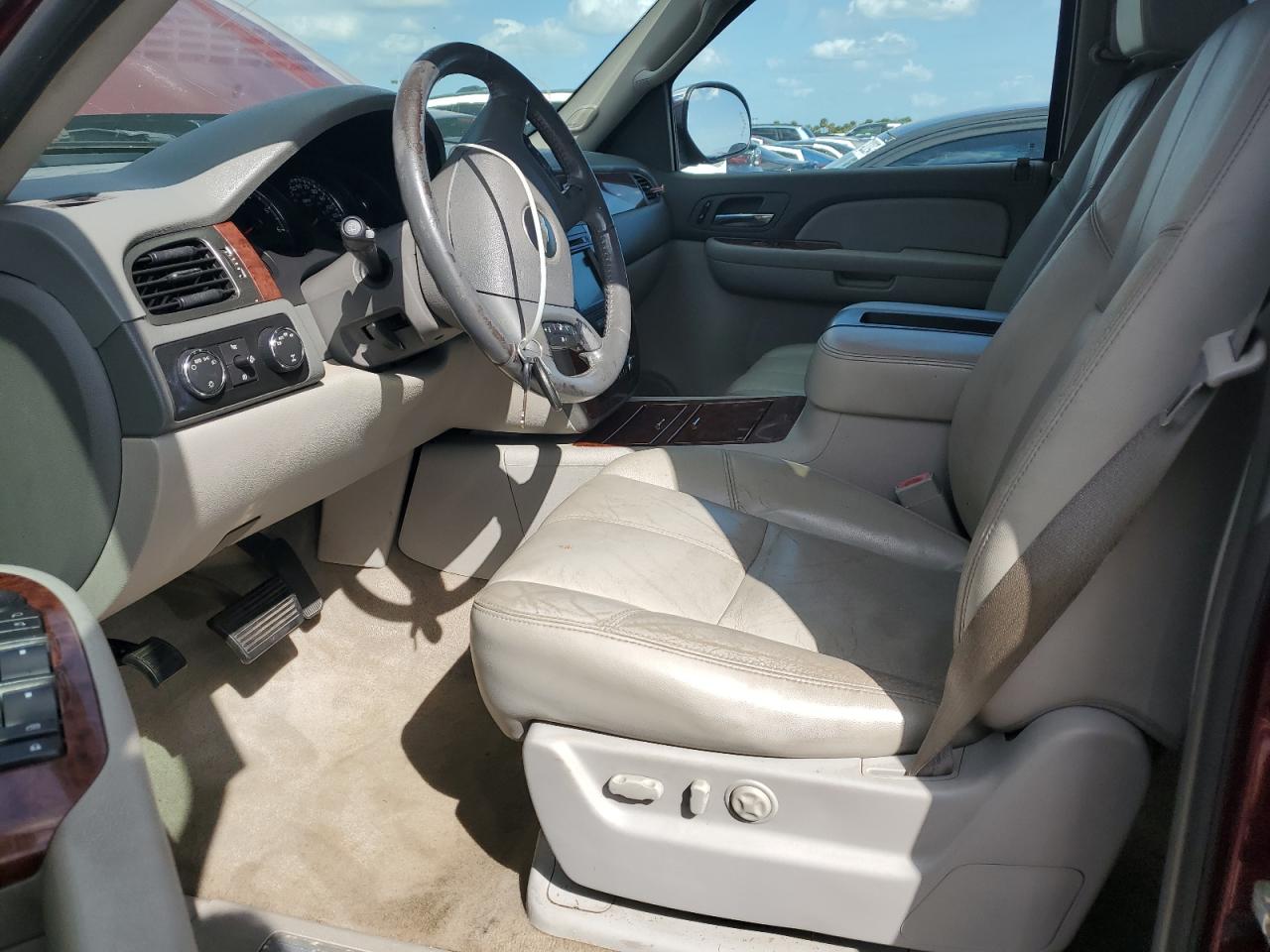 2007 Chevrolet Tahoe - Image 7