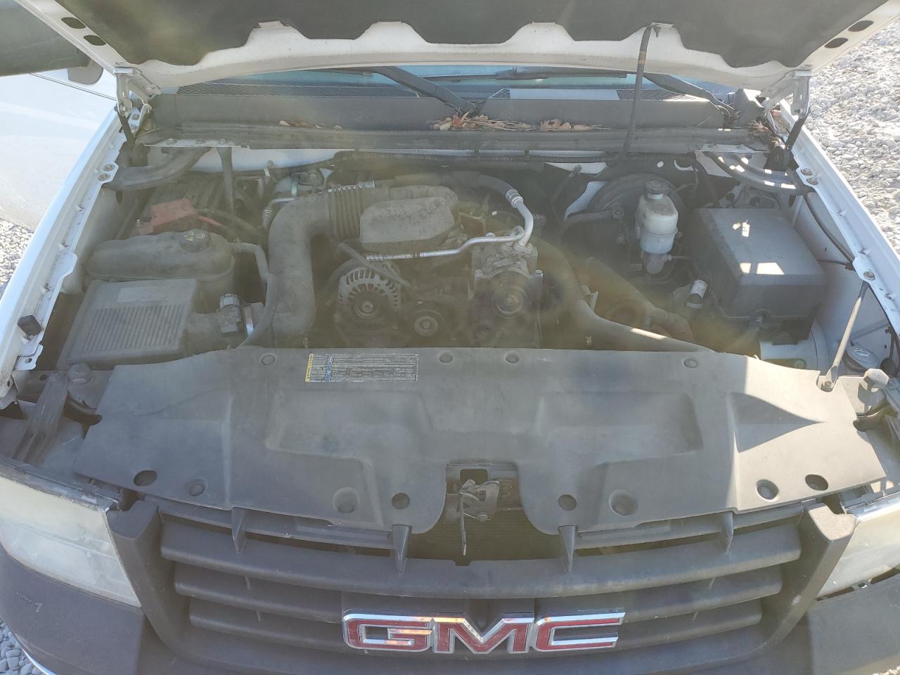 2011 GMC Sierra - Image 12