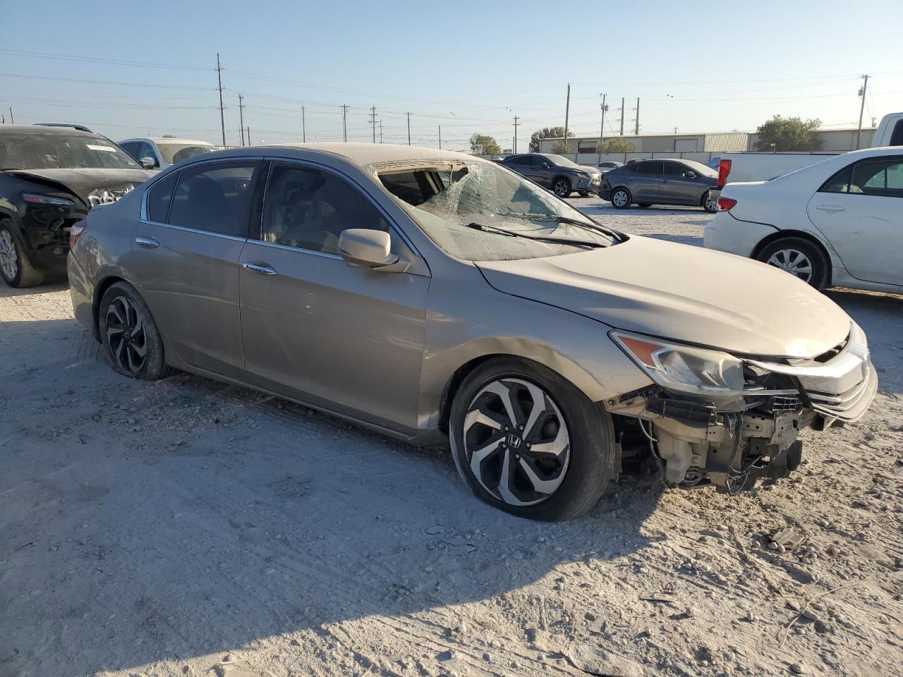 VIN 1HGCR2F86HA123093 2017 HONDA ACCORD no.4