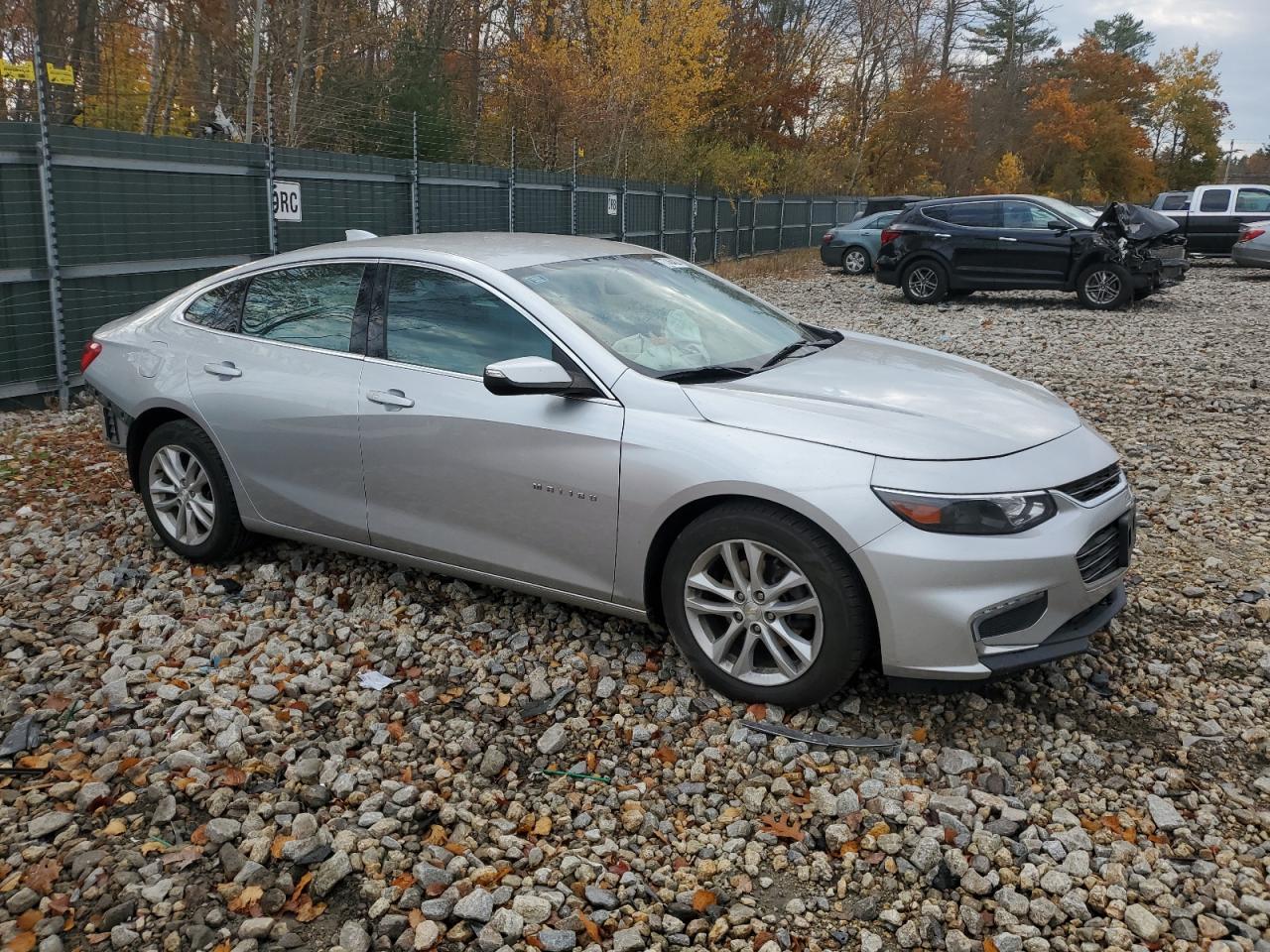 2016 Chevrolet Malibu - Image 4