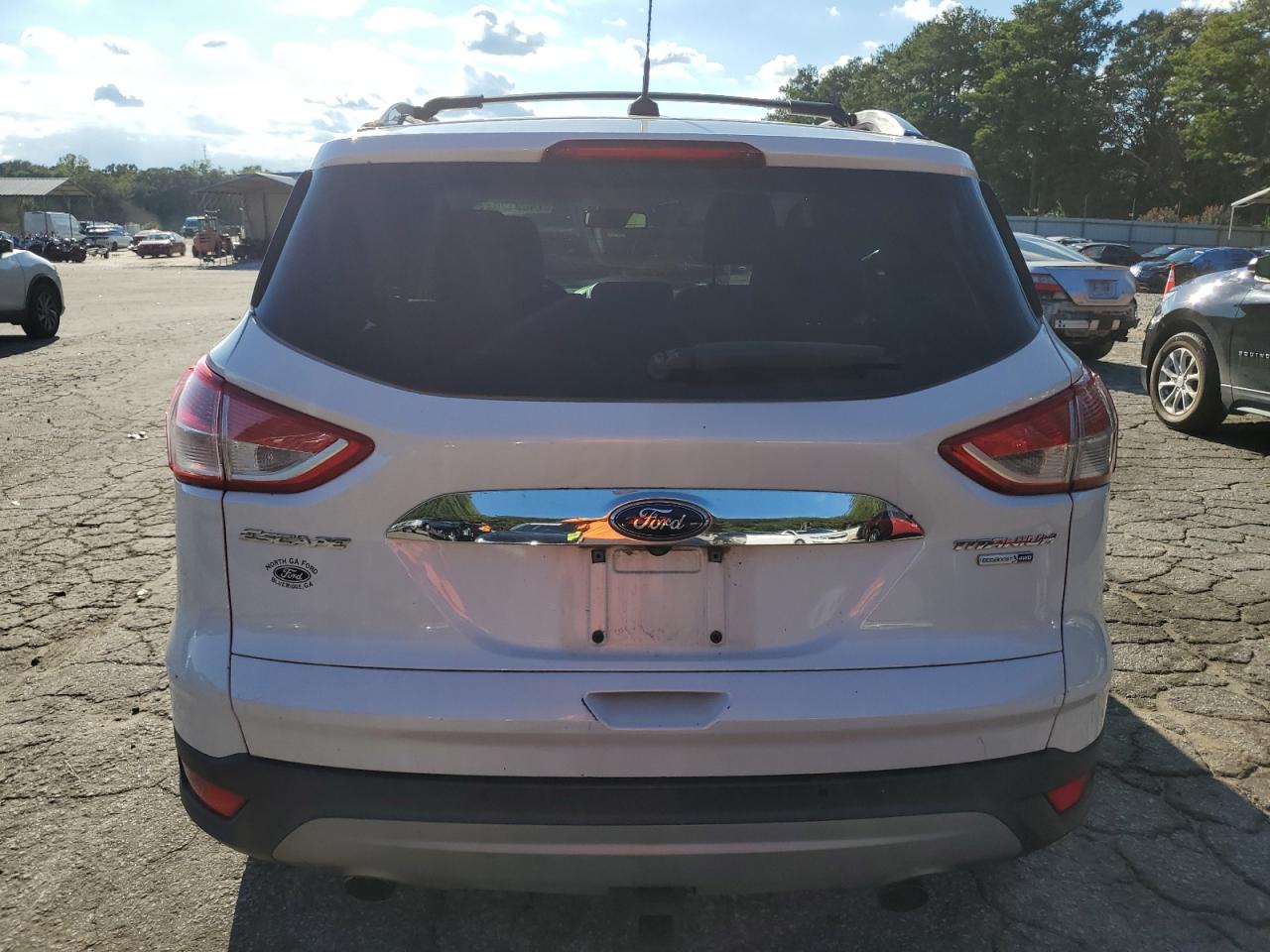 1FMCU9J92GUB03423 2016 Ford Escape Titanium