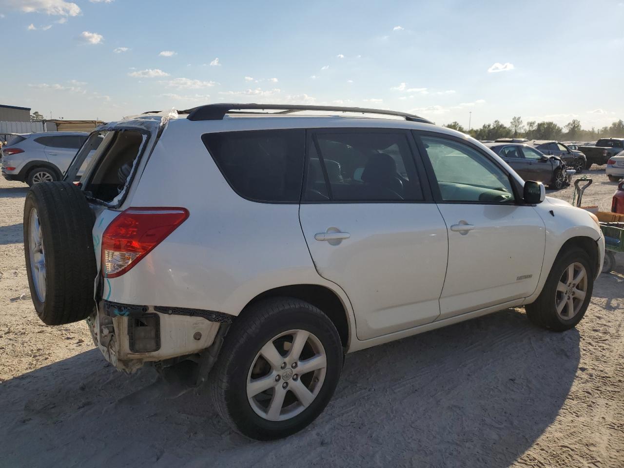 2008 Toyota RAV 4 - Image 3