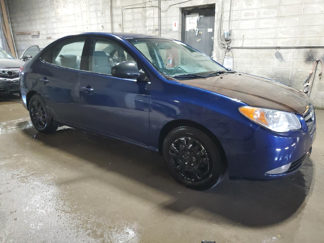 2010 Hyundai Elantra - Image 4