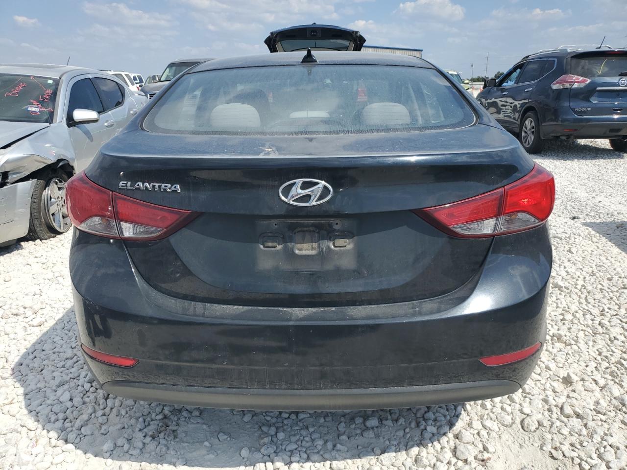 2016 Hyundai Elantra Se VIN: 5NPDH4AE0GH700321 Lot: 75041934