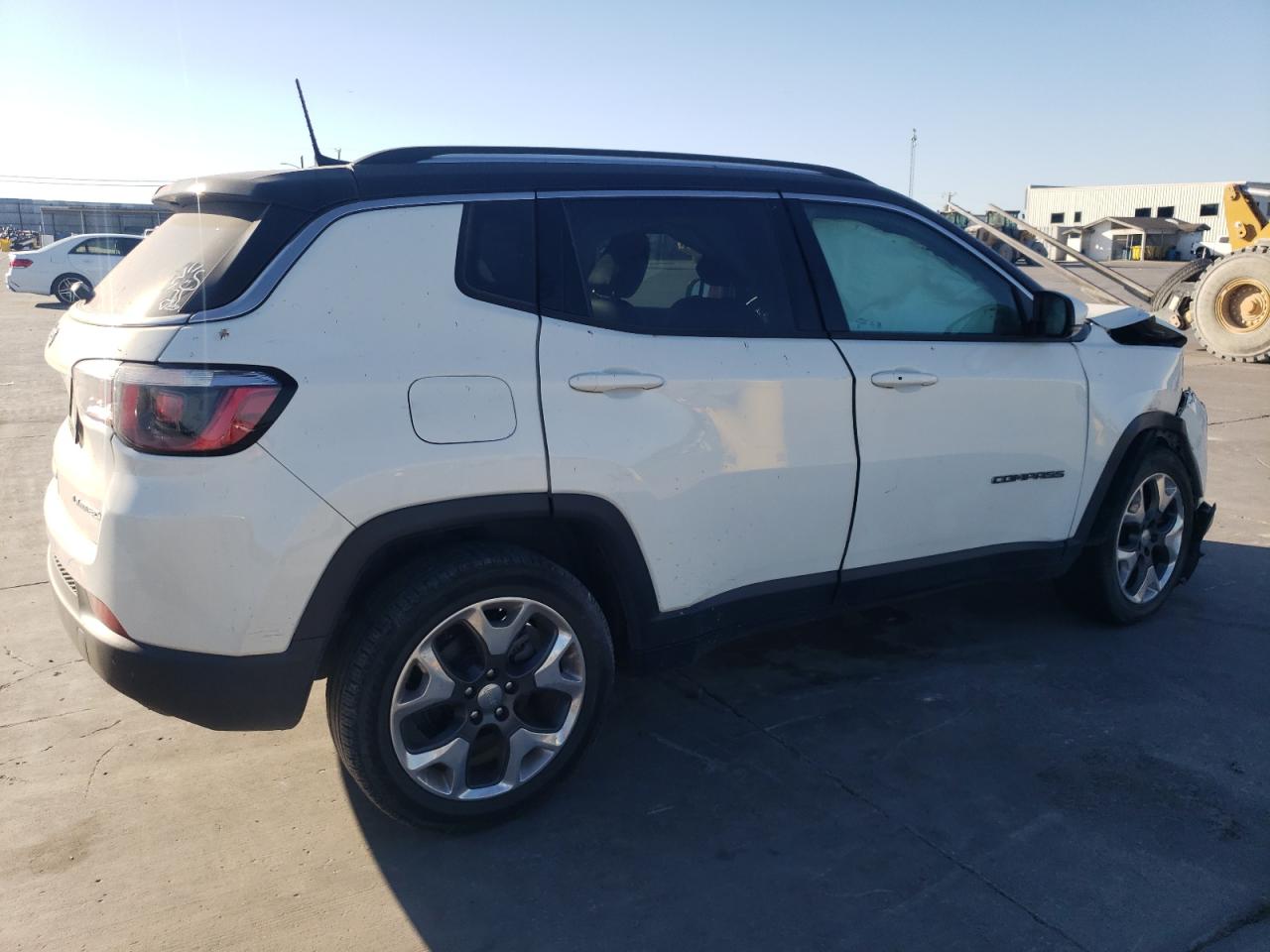 2018 Jeep Compass - Image 3