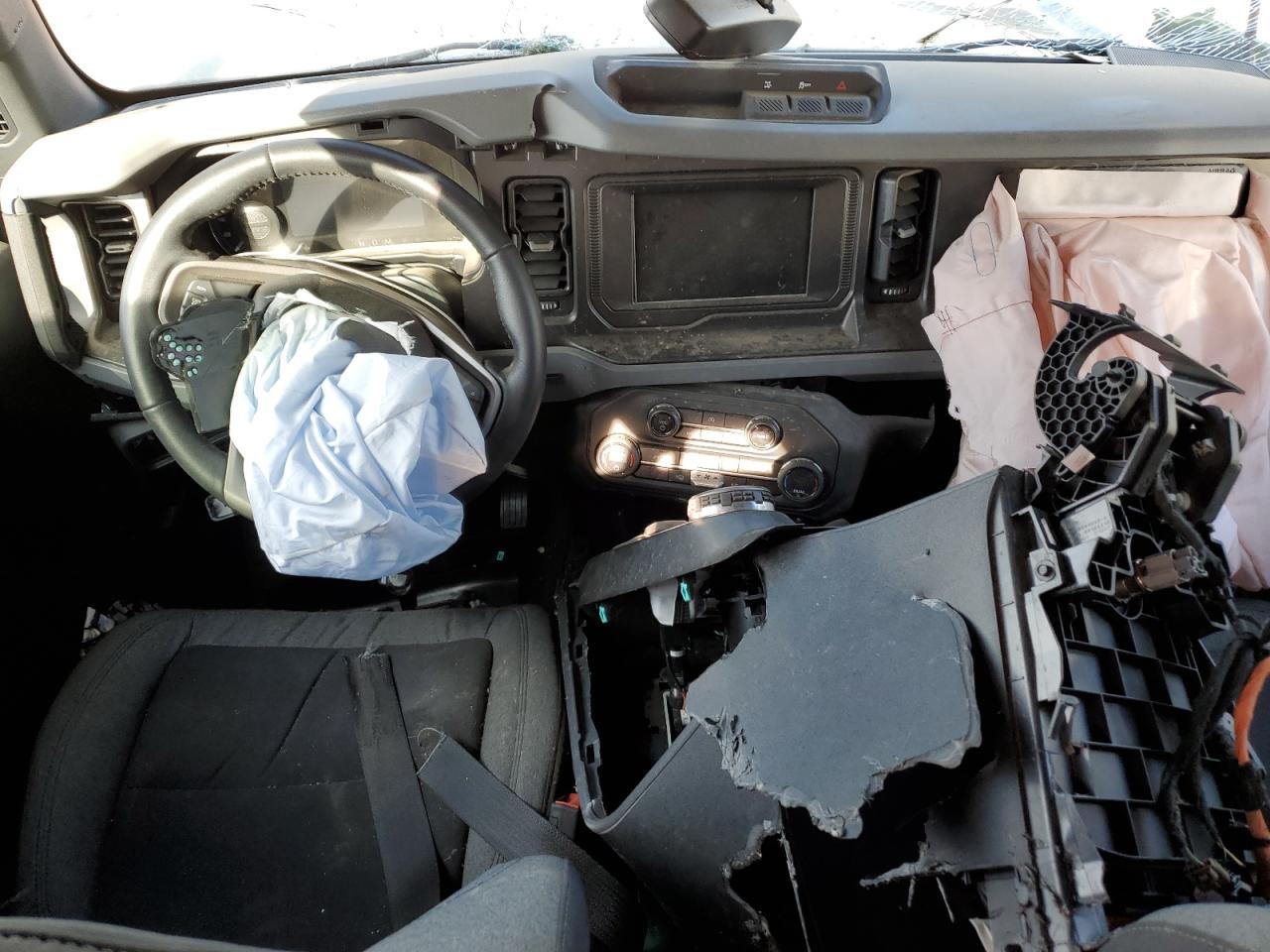 2023 Ford Bronco Base VIN: 1FMEE5BP1PLA89080 Lot: 77663394