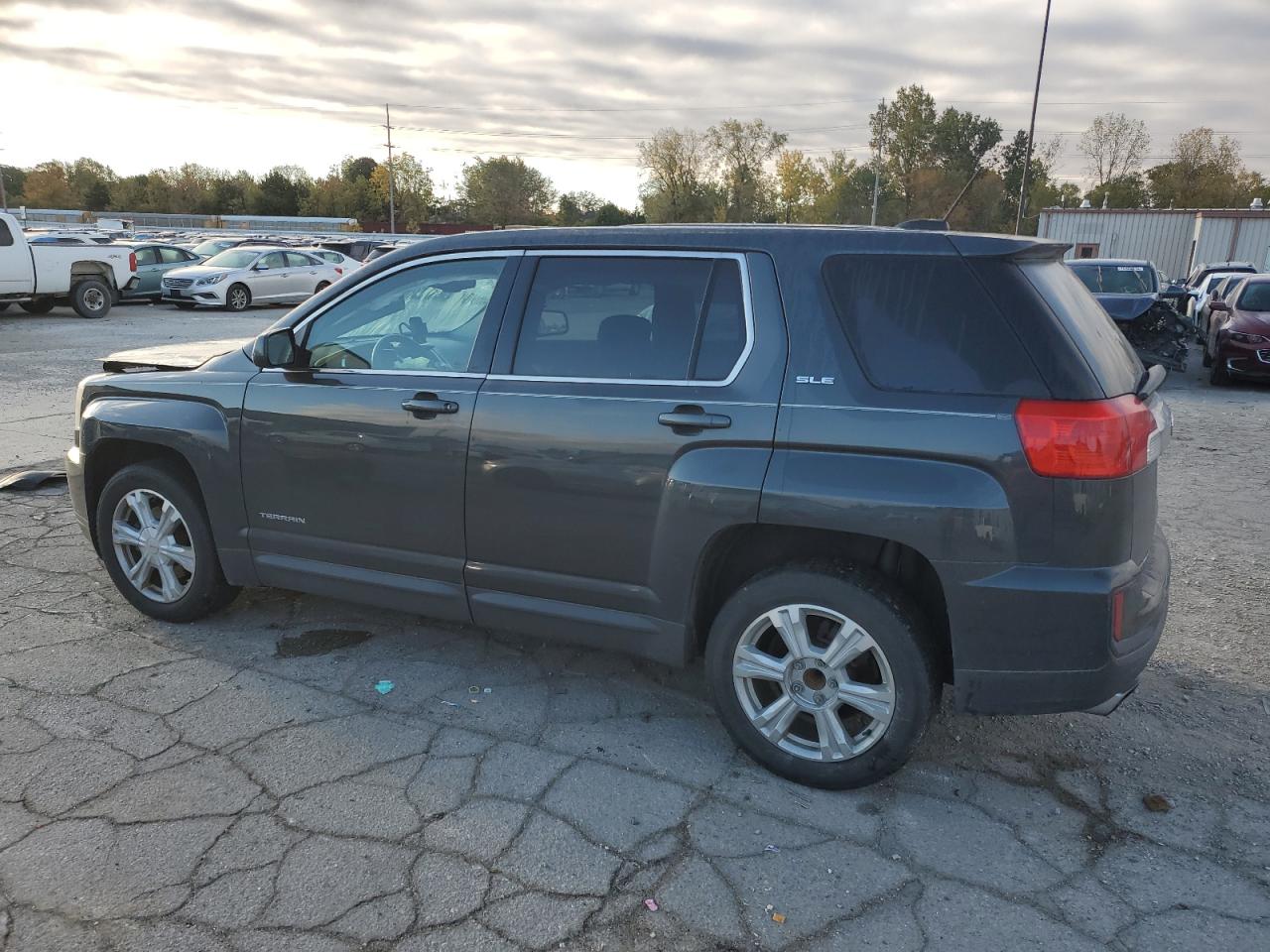 2017 GMC Terrain - Image 2