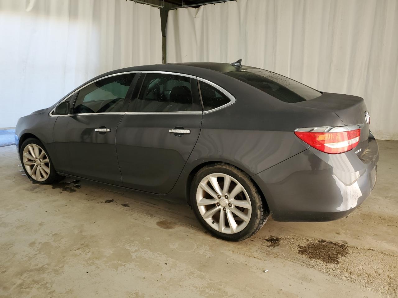 VIN 1G4PS5SK6D4156901 2013 BUICK VERANO no.2