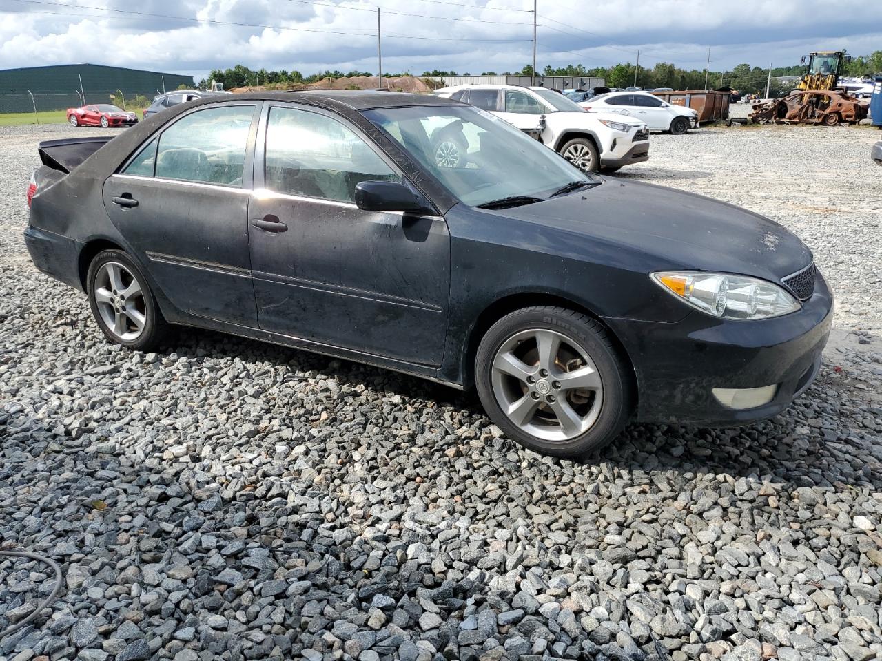 2005 Toyota Camry - Image 4