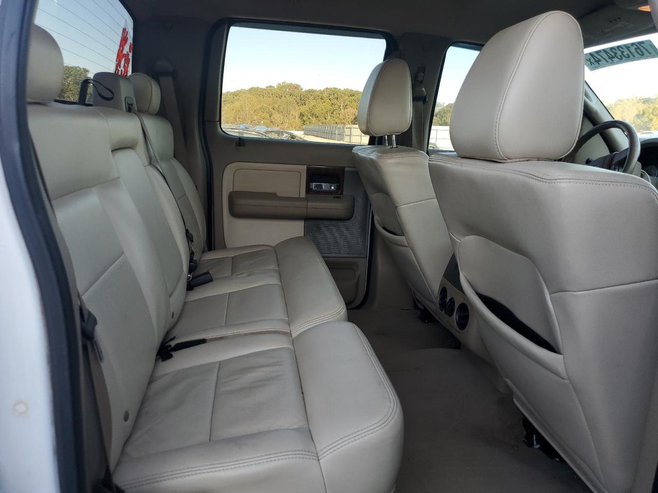 2004 Ford F-150 - Image 10