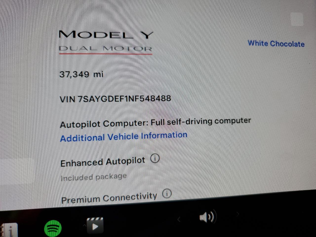 2022 Tesla Model Y VIN: 7SAYGDEF1NF548488 Lot: 73931154