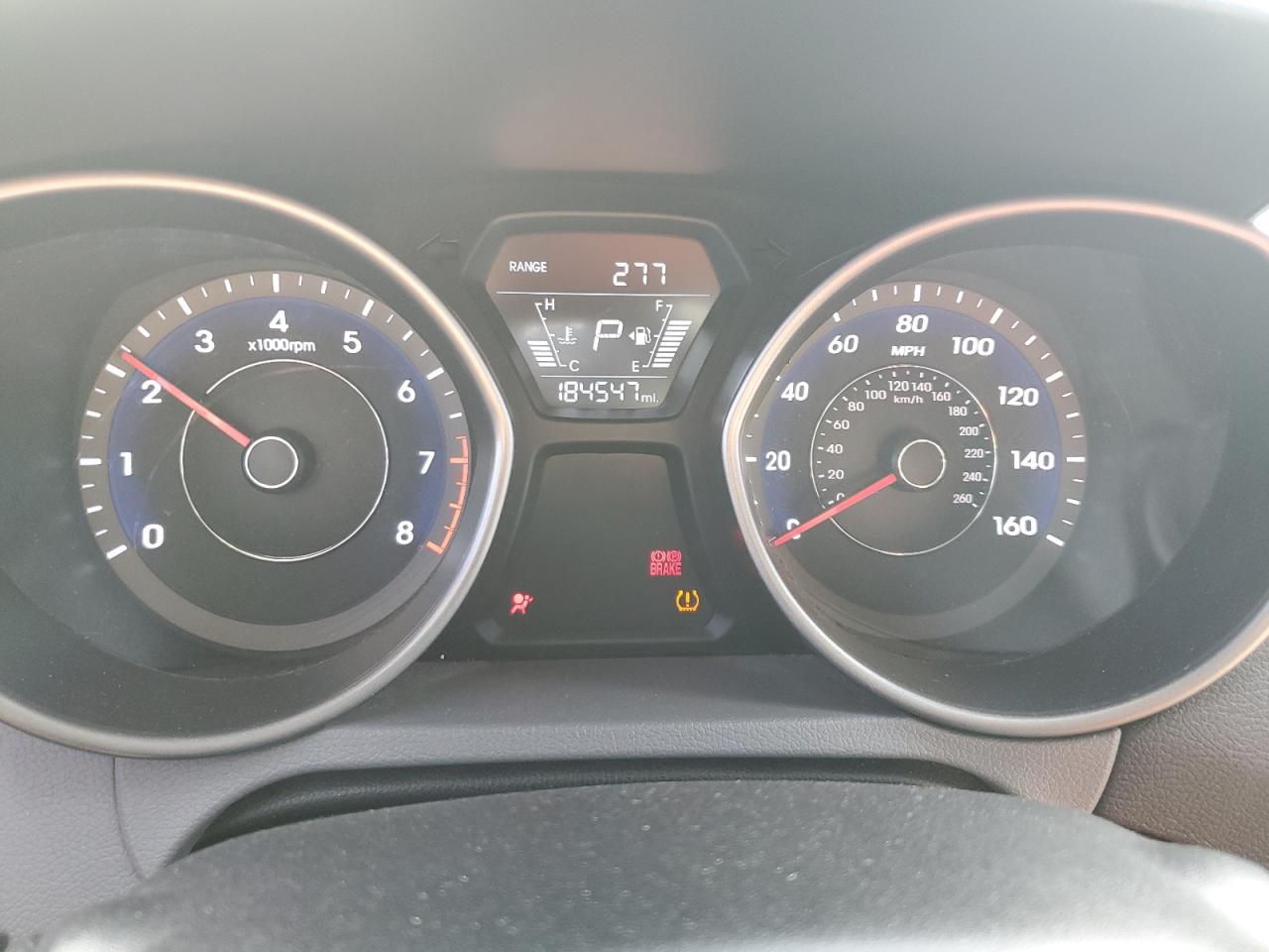 5NPDH4AE2GH725348 2016 Hyundai Elantra Se