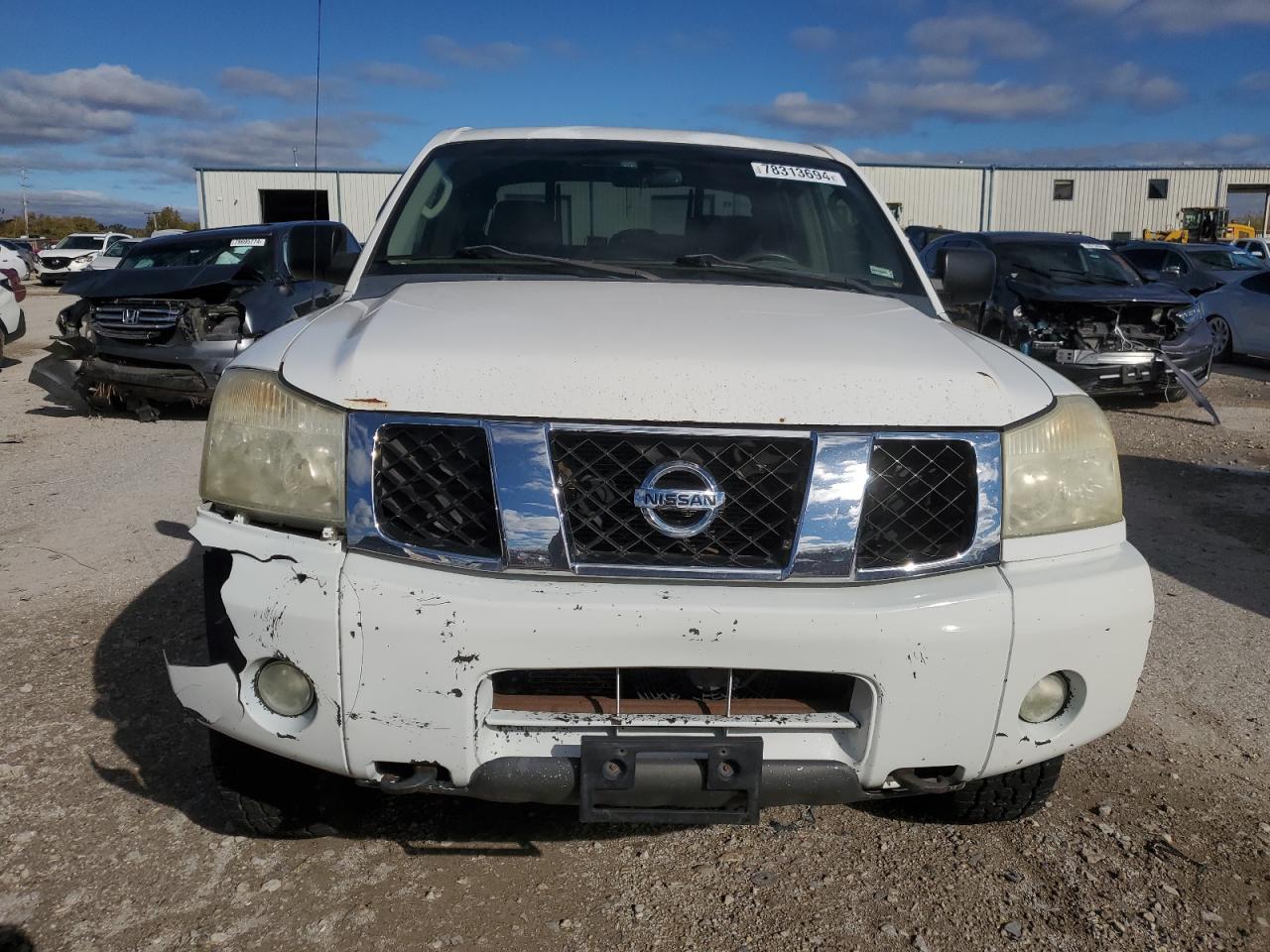 2005 Nissan Titan - Image 5