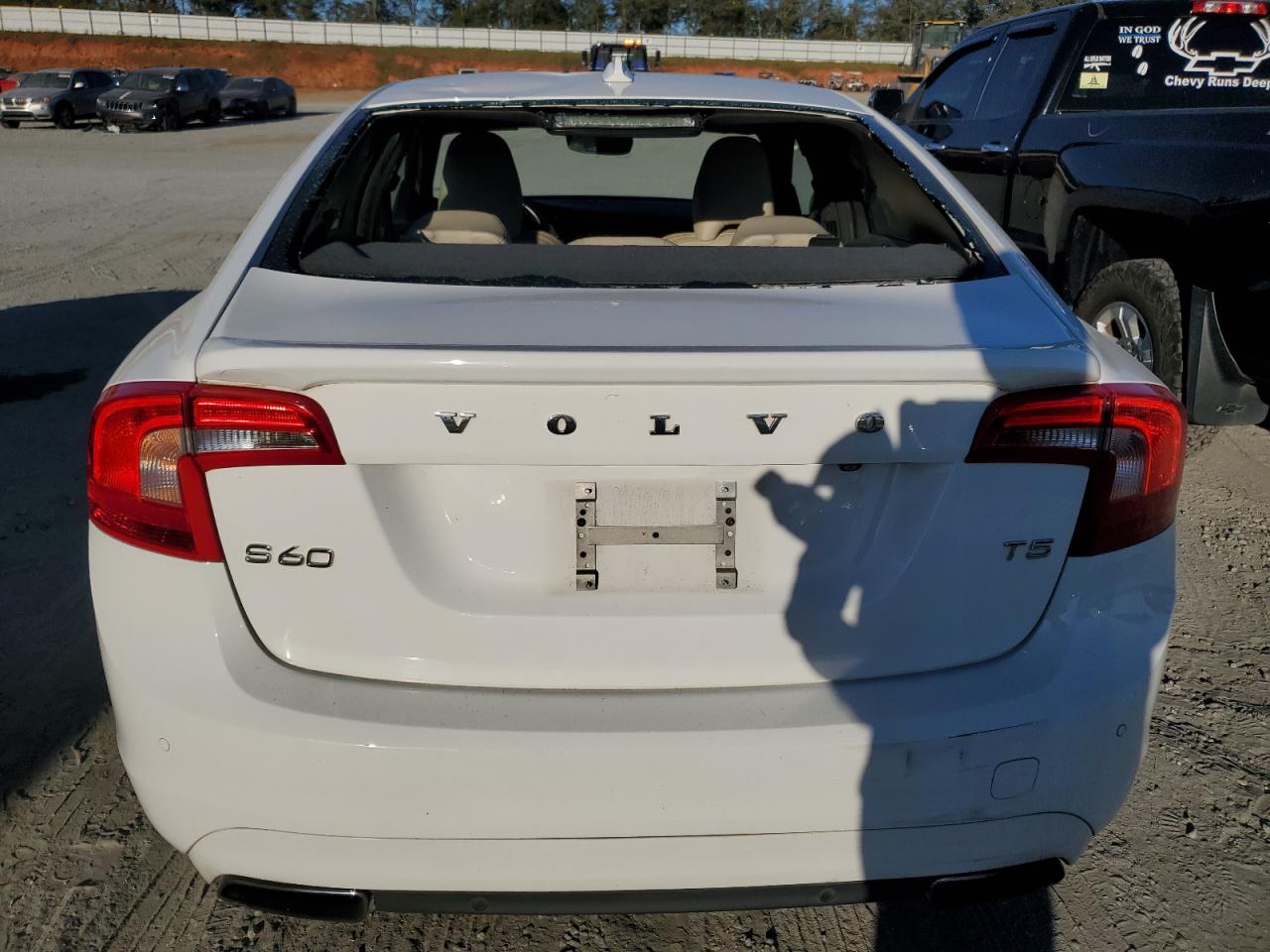 2015 Volvo S60 Premier VIN: YV126MFKXF1340292 Lot: 76493794