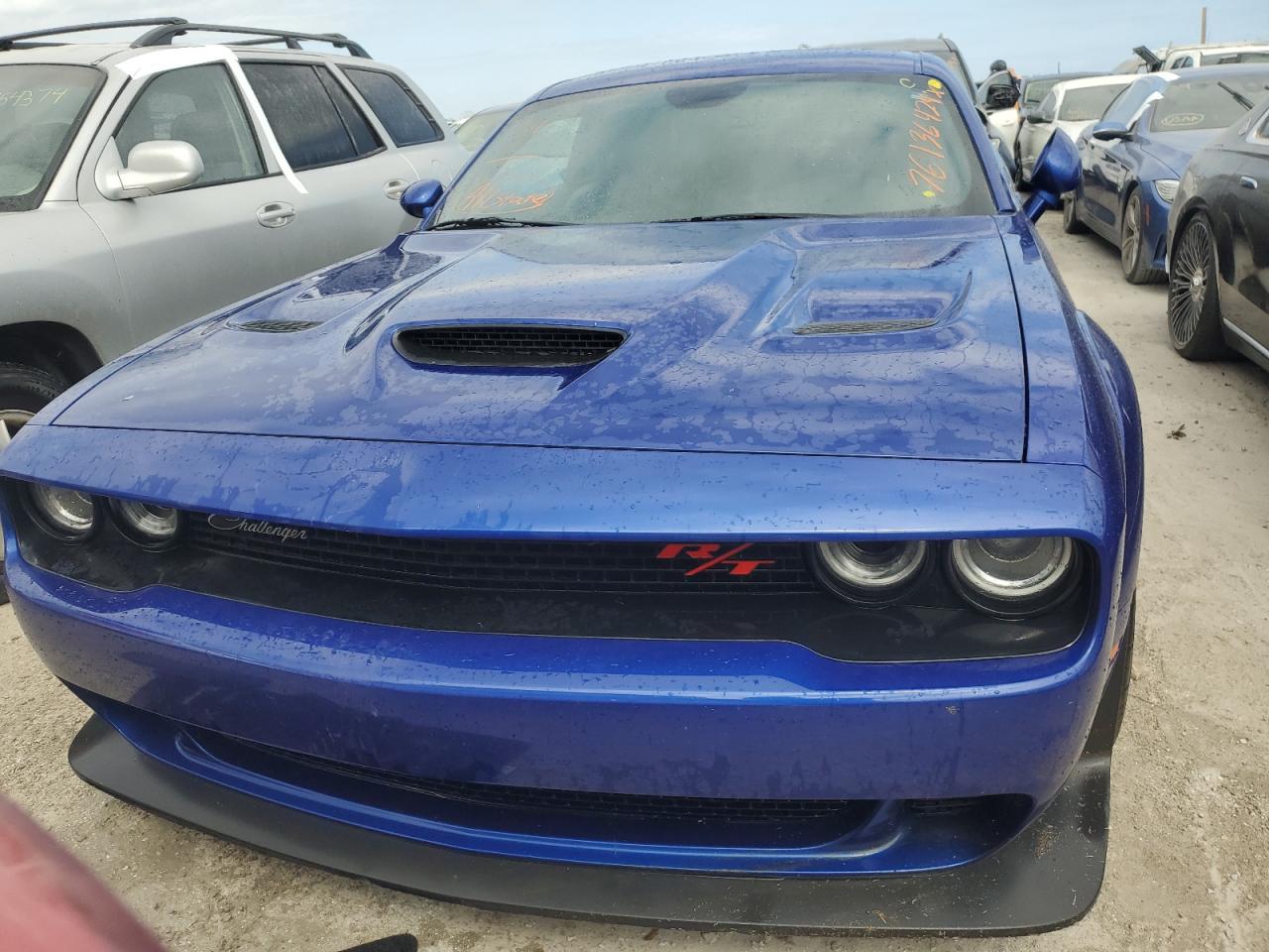 2019 Dodge Challenger - Image 5