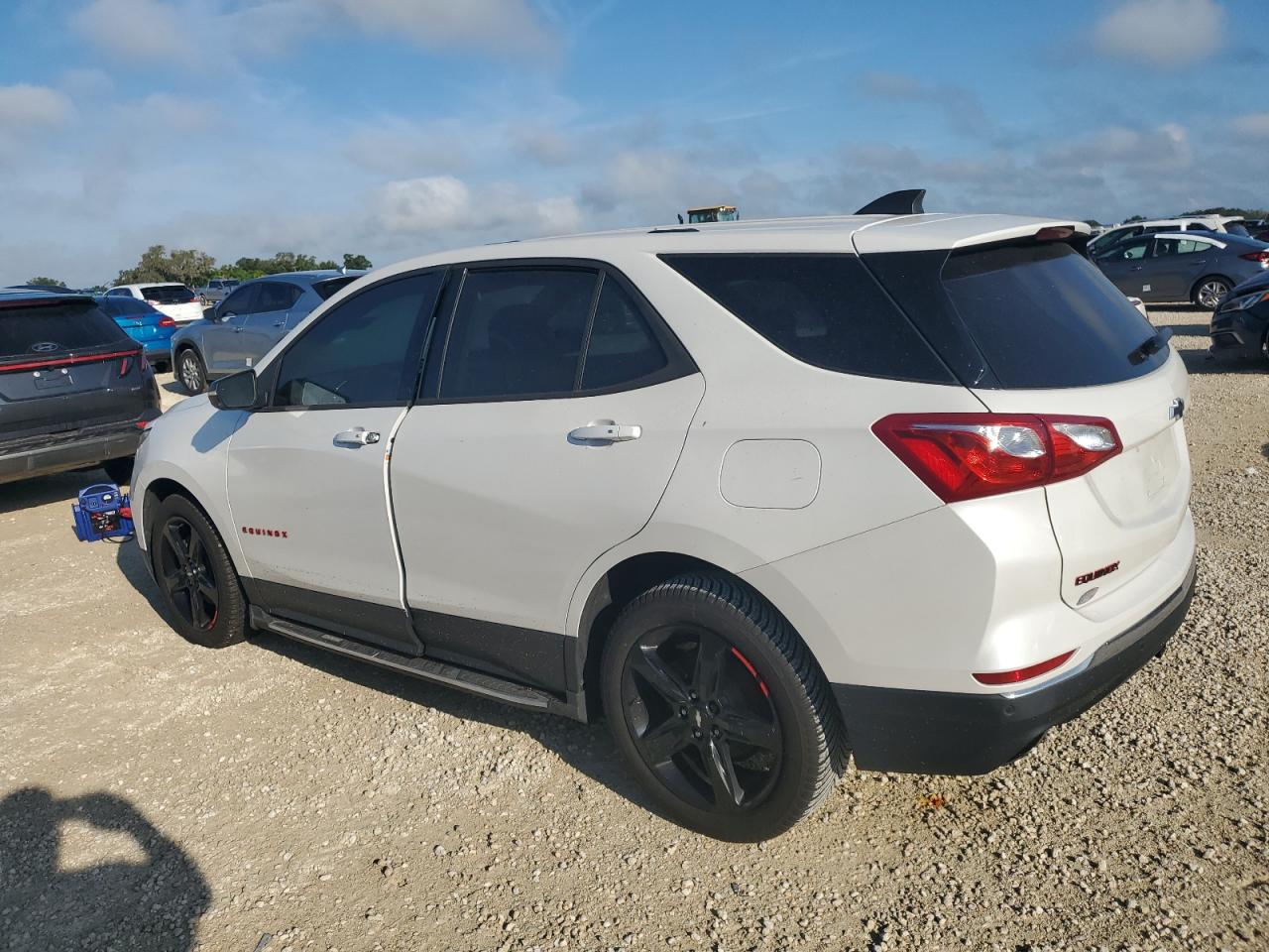 2GNAXLEX1K6211314 2019 CHEVROLET EQUINOX - Image 2