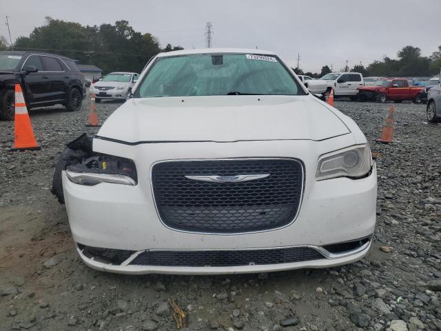  CHRYSLER 300 2016 White