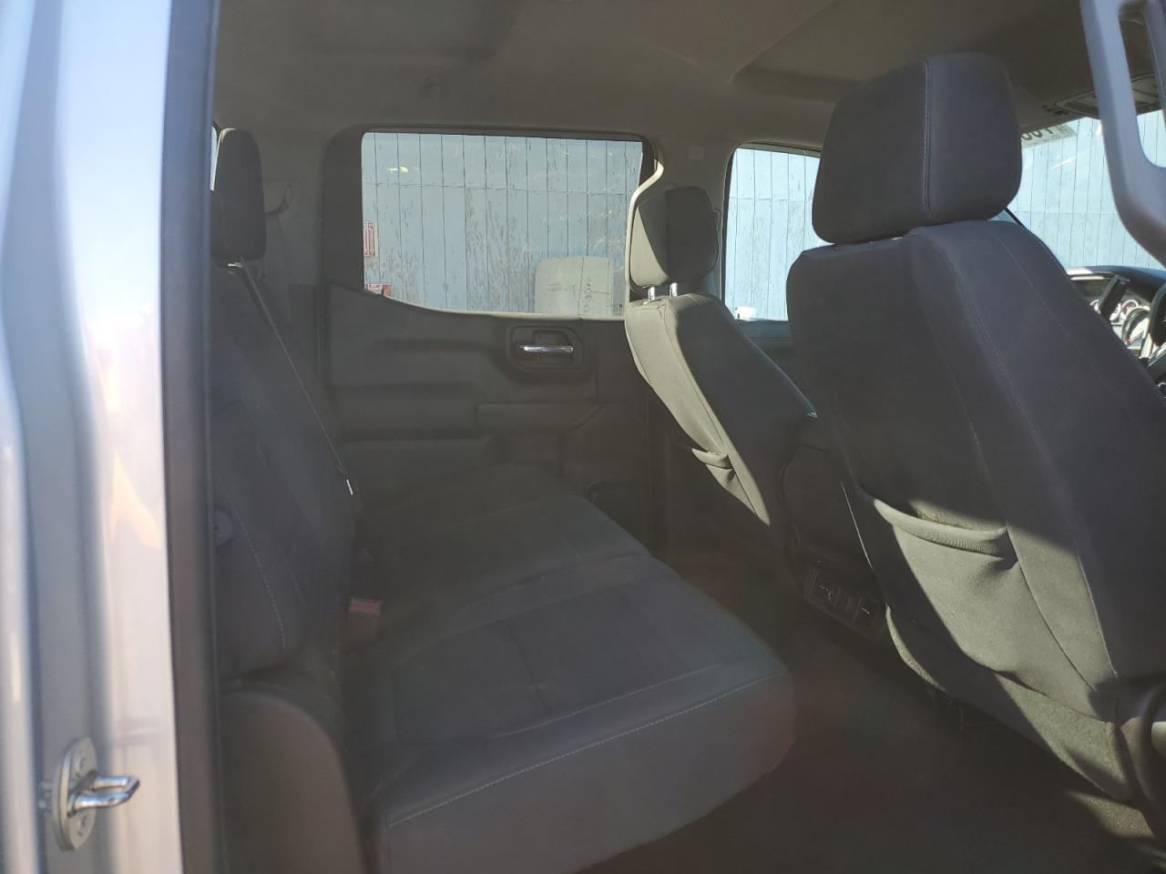 2019 Chevrolet Silverado - Image 10