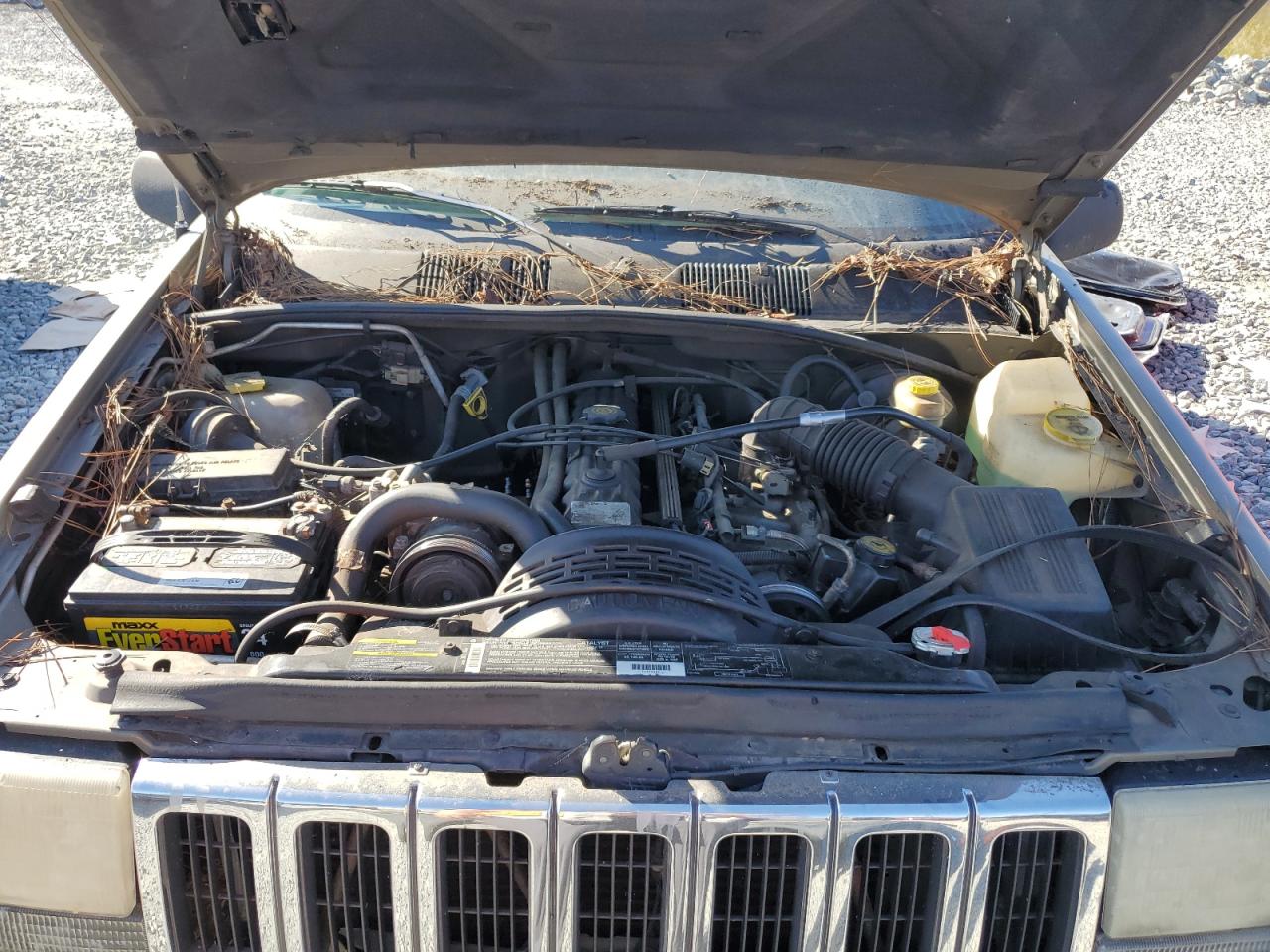 1998 Jeep Grand Cherokee - Image 12