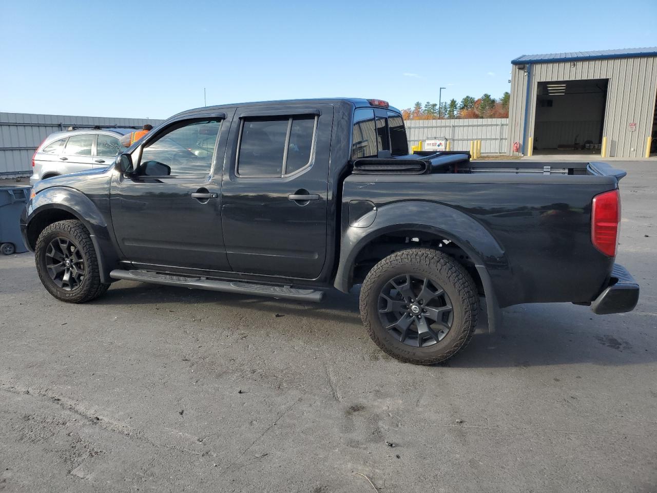 2020 Nissan Navara (Frontier) - Image 2