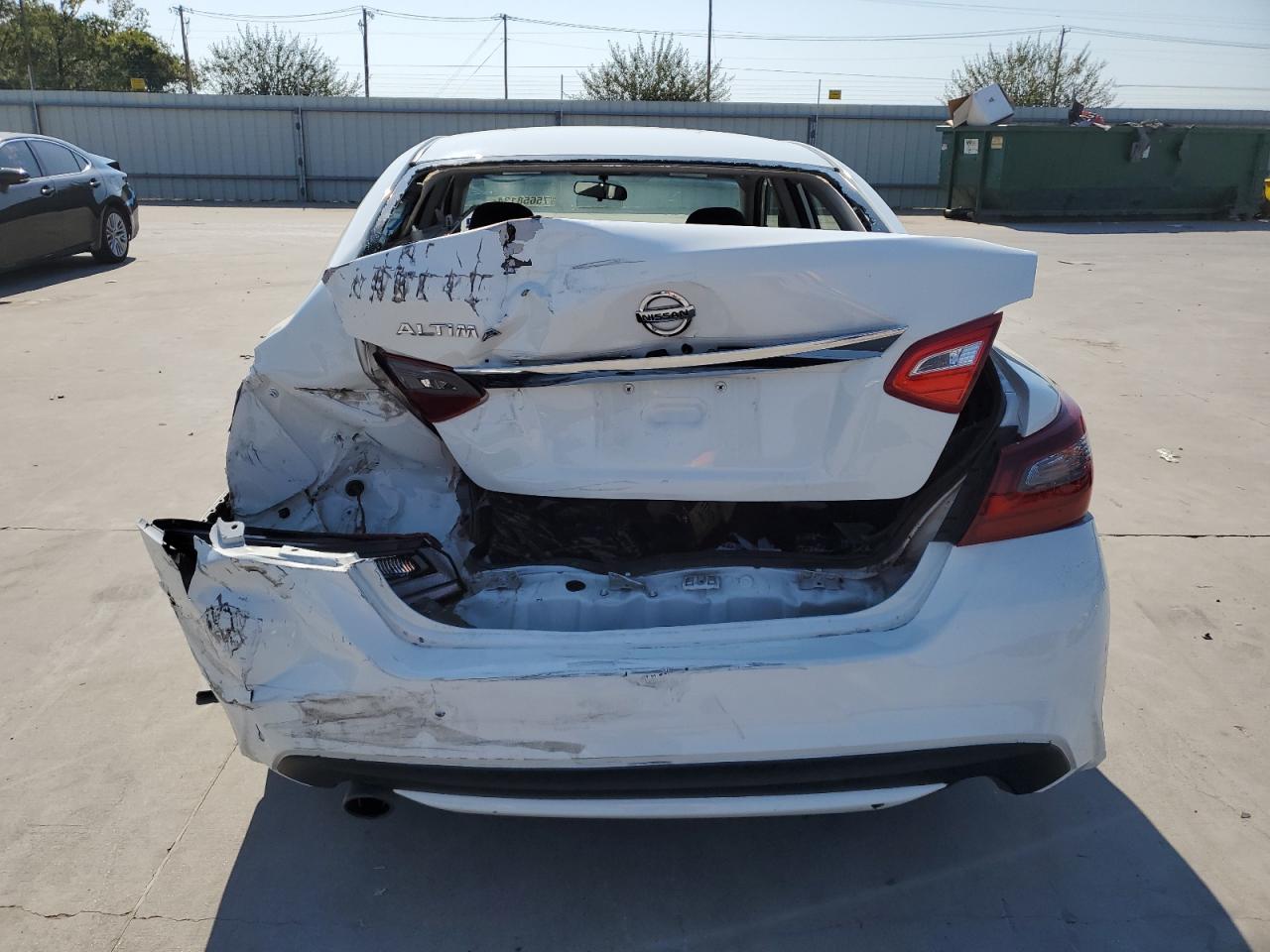 2018 Nissan Altima - Image 6