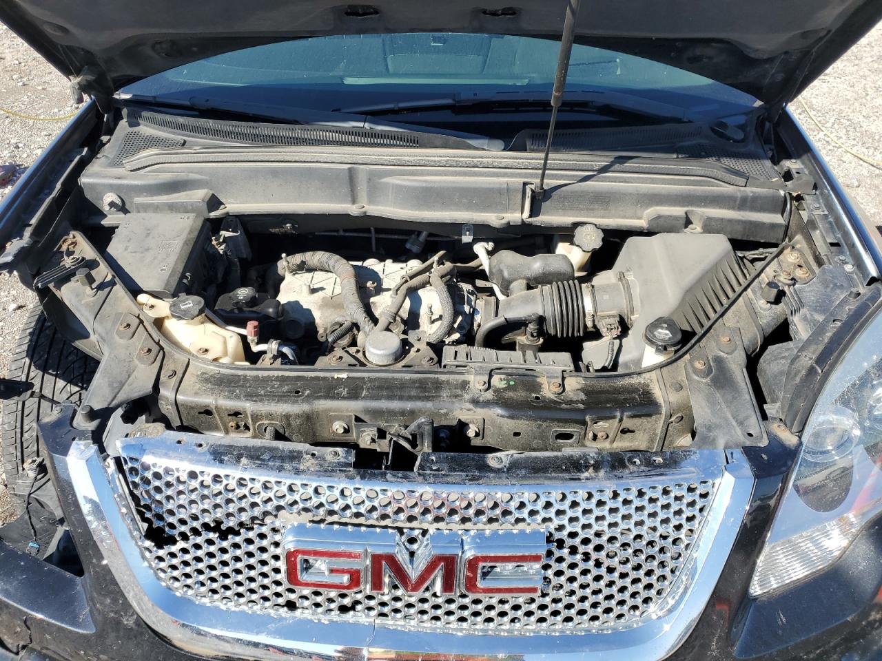 1GKKVTED0BJ211966 2011 GMC Acadia Denali