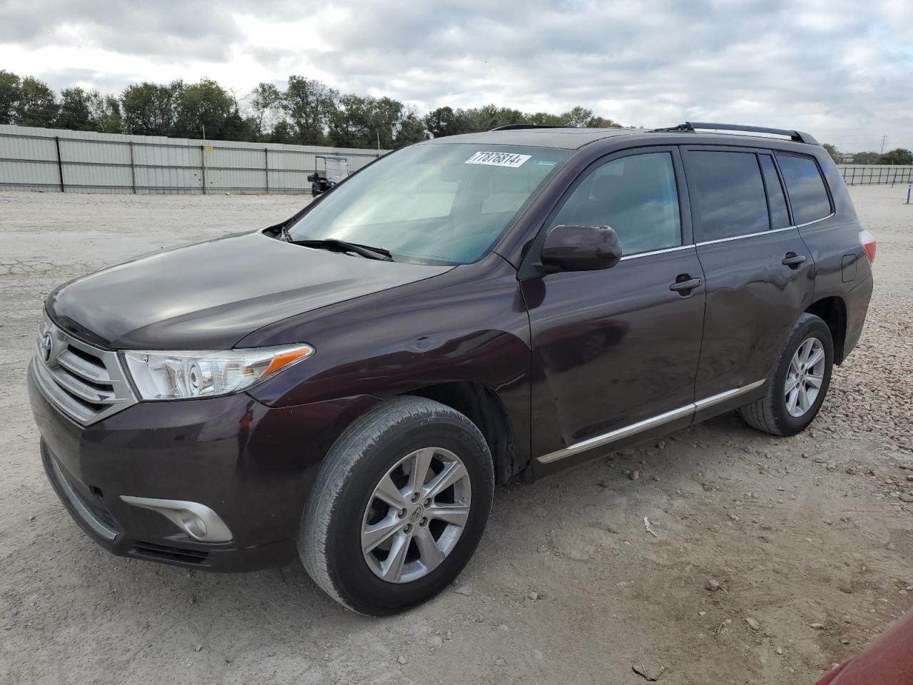 2011 Toyota Highlander - Image 1