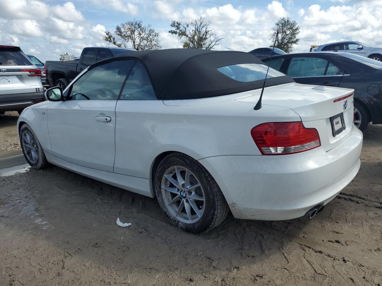 2011 BMW 1er - Image 2