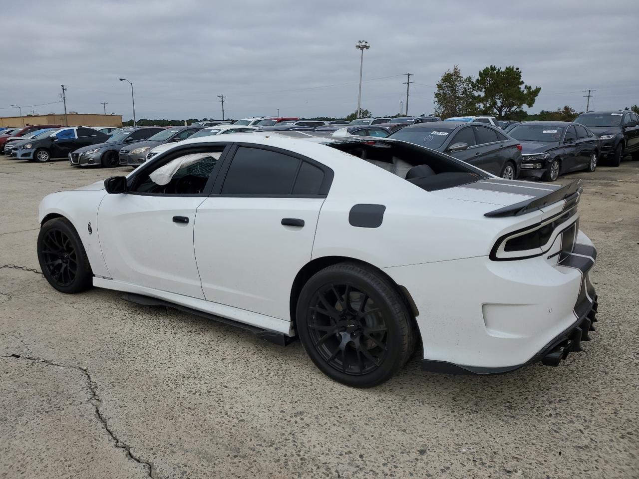 2020 Dodge Charger - Image 2