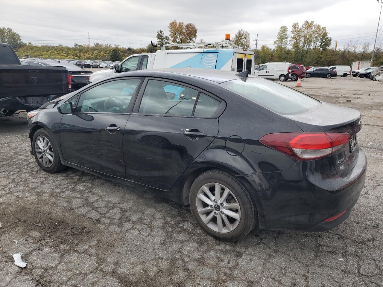 2017 Kia Forte - Image 2