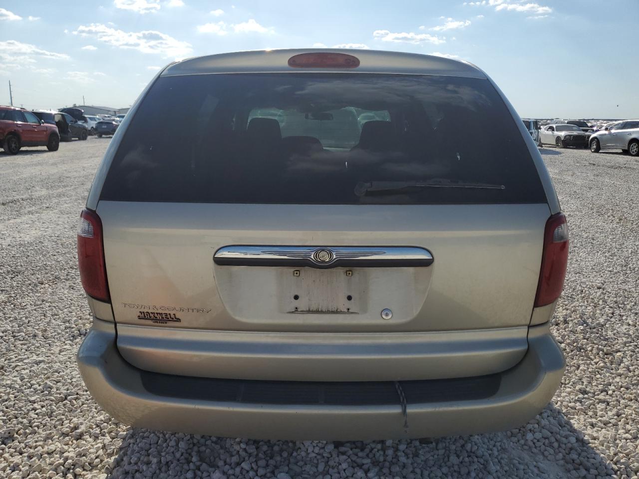 1C4GP45R25B253406 2005 Chrysler Town & Country