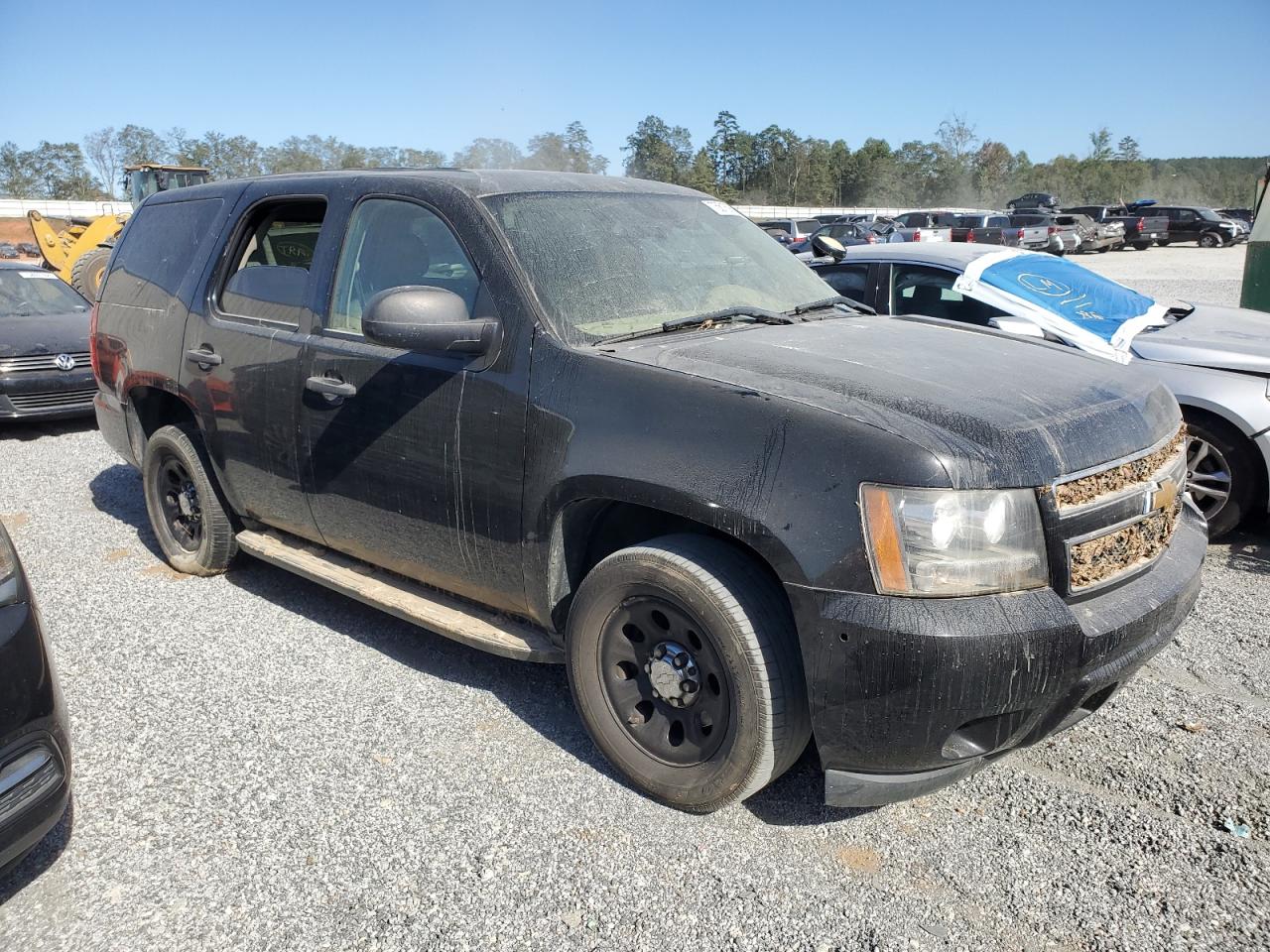 VIN 1GNLC2E06DR251445 2013 CHEVROLET TAHOE no.4