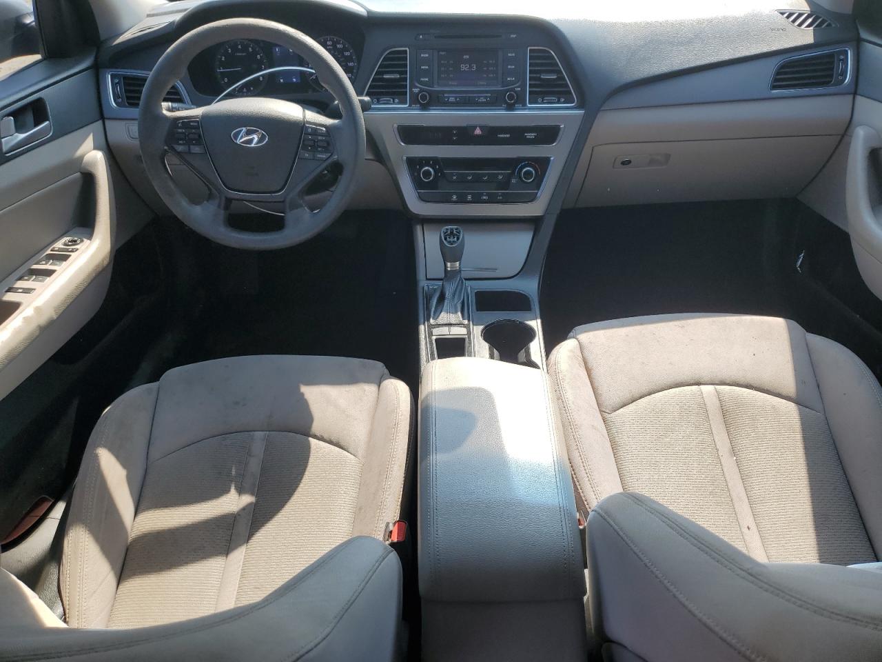 2015 Hyundai Sonata - Image 8