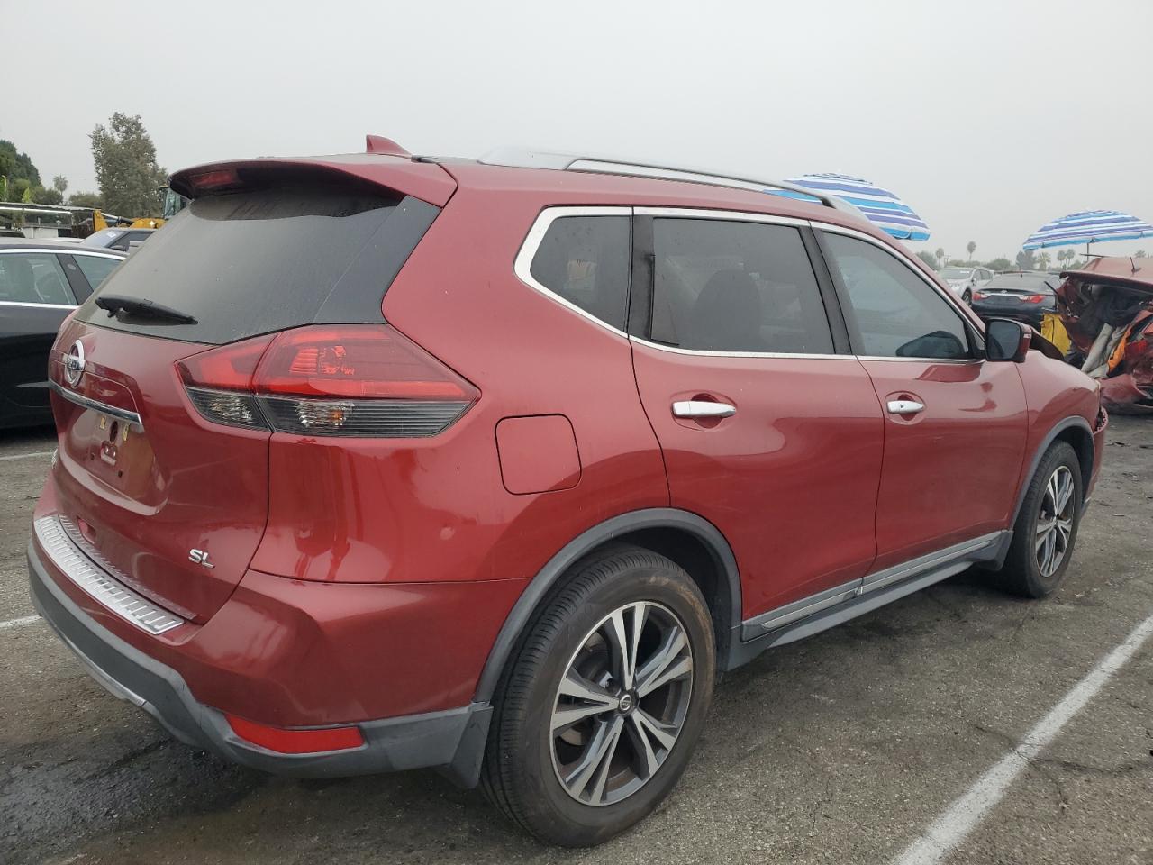 2018 Nissan Rogue - Image 3