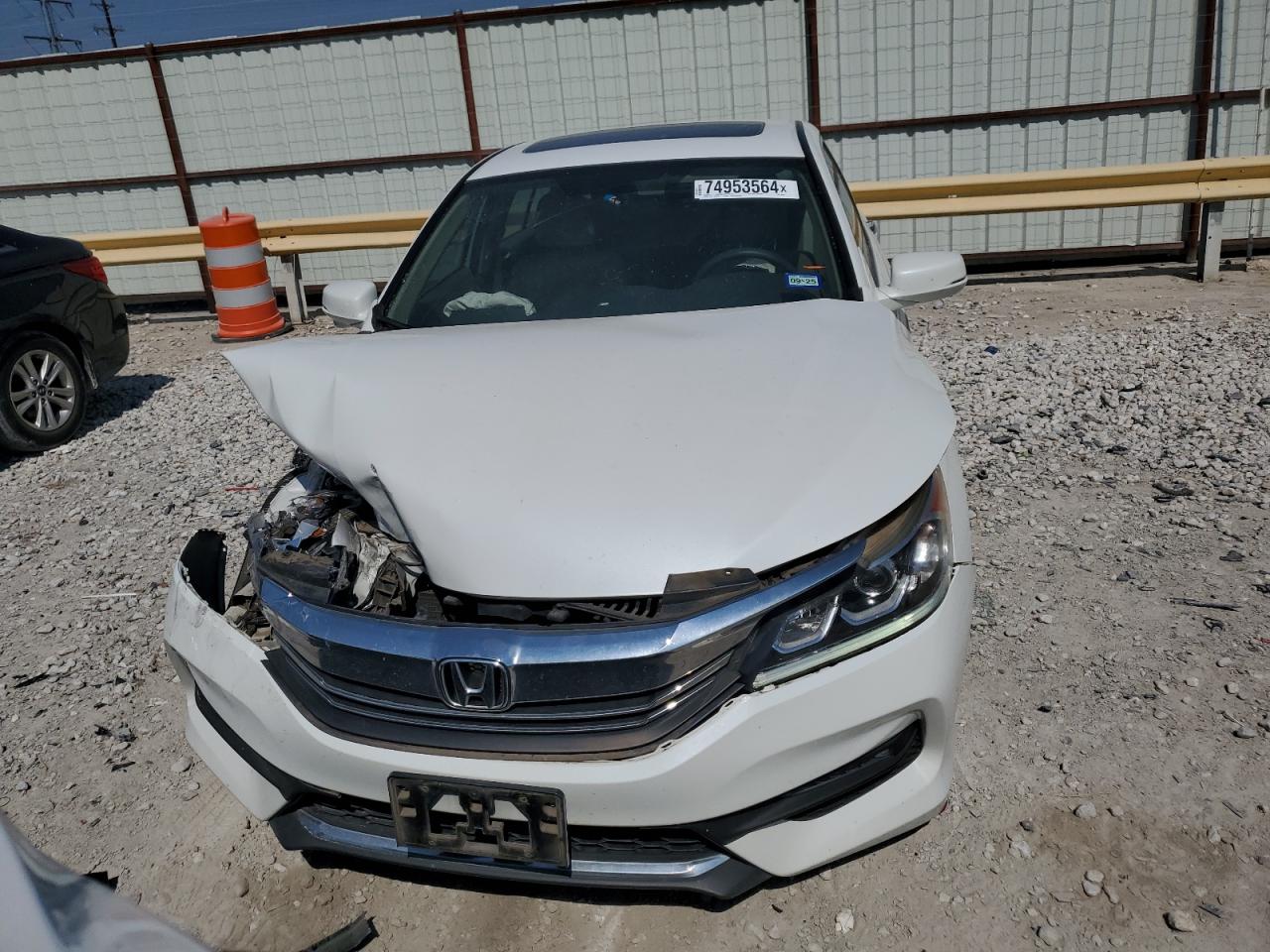 2017 Honda Accord - Image 5