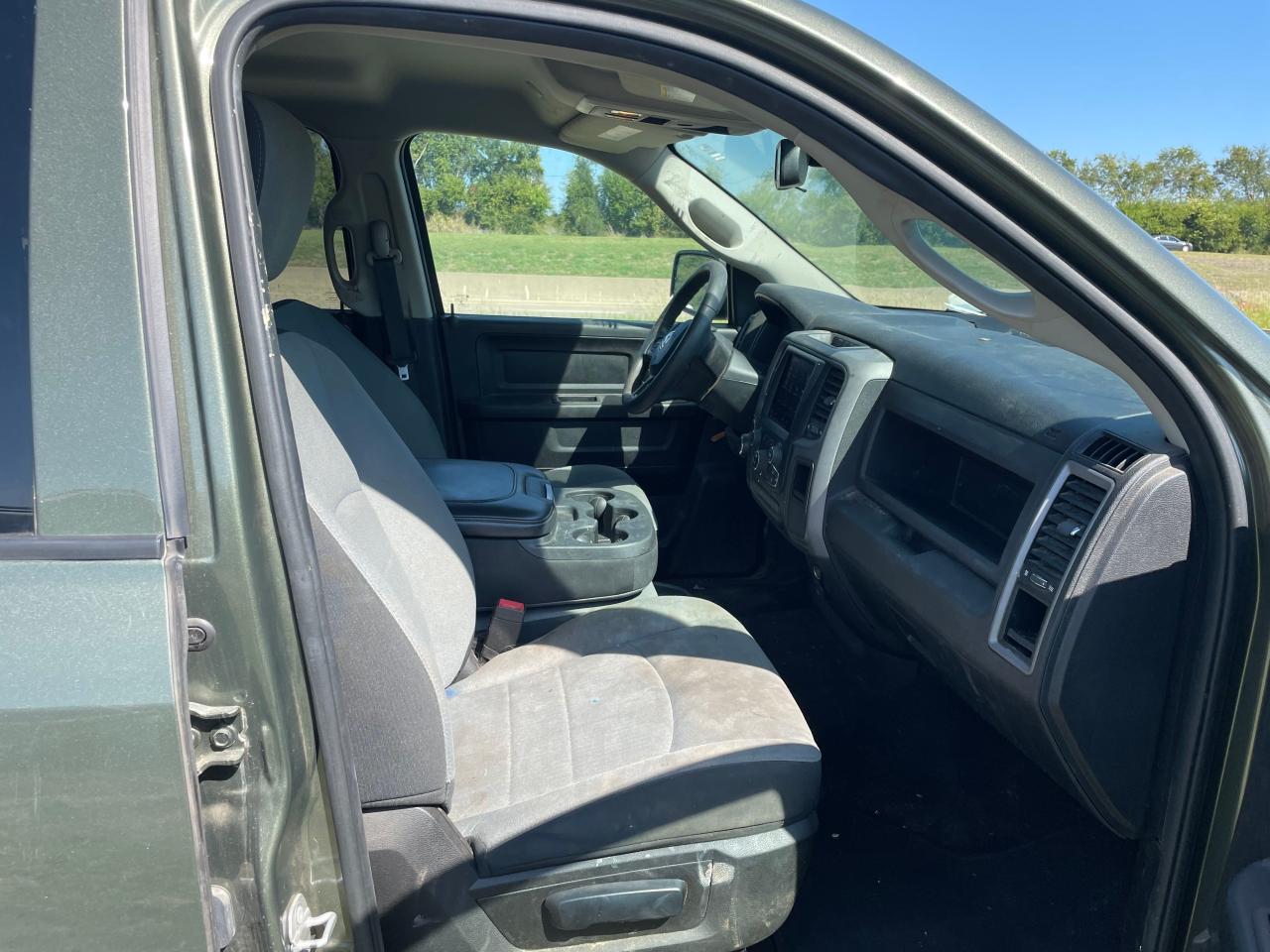 2021 RAM 1500 - Image 5