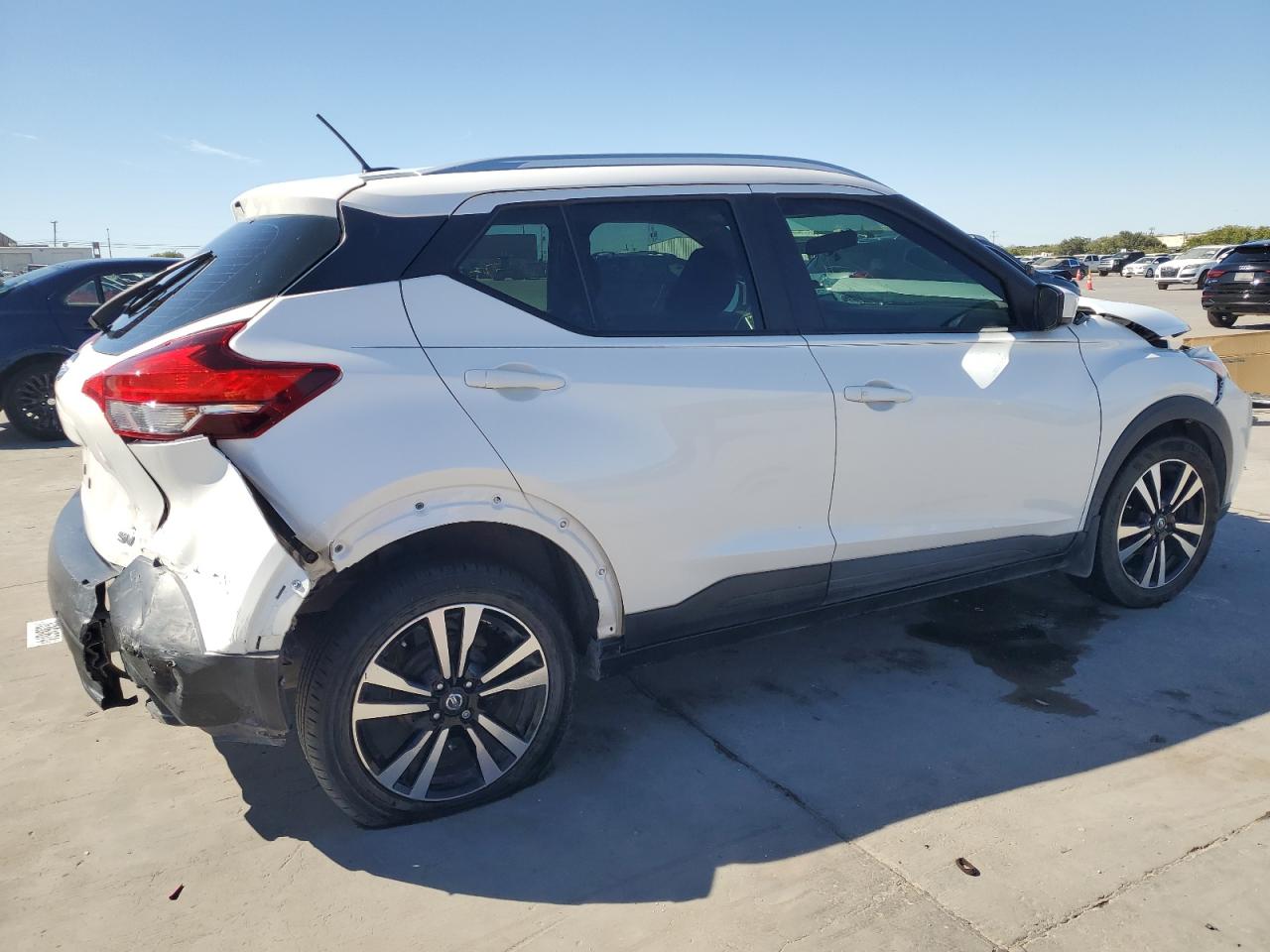 2019 Nissan Kicks - Image 3