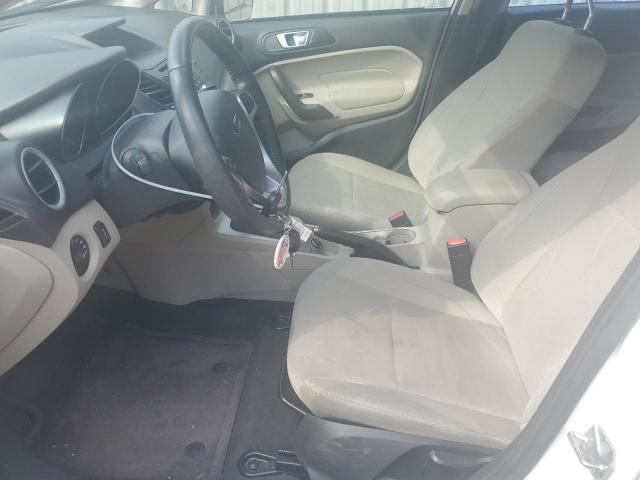 FORD FIESTA 2016 Biały